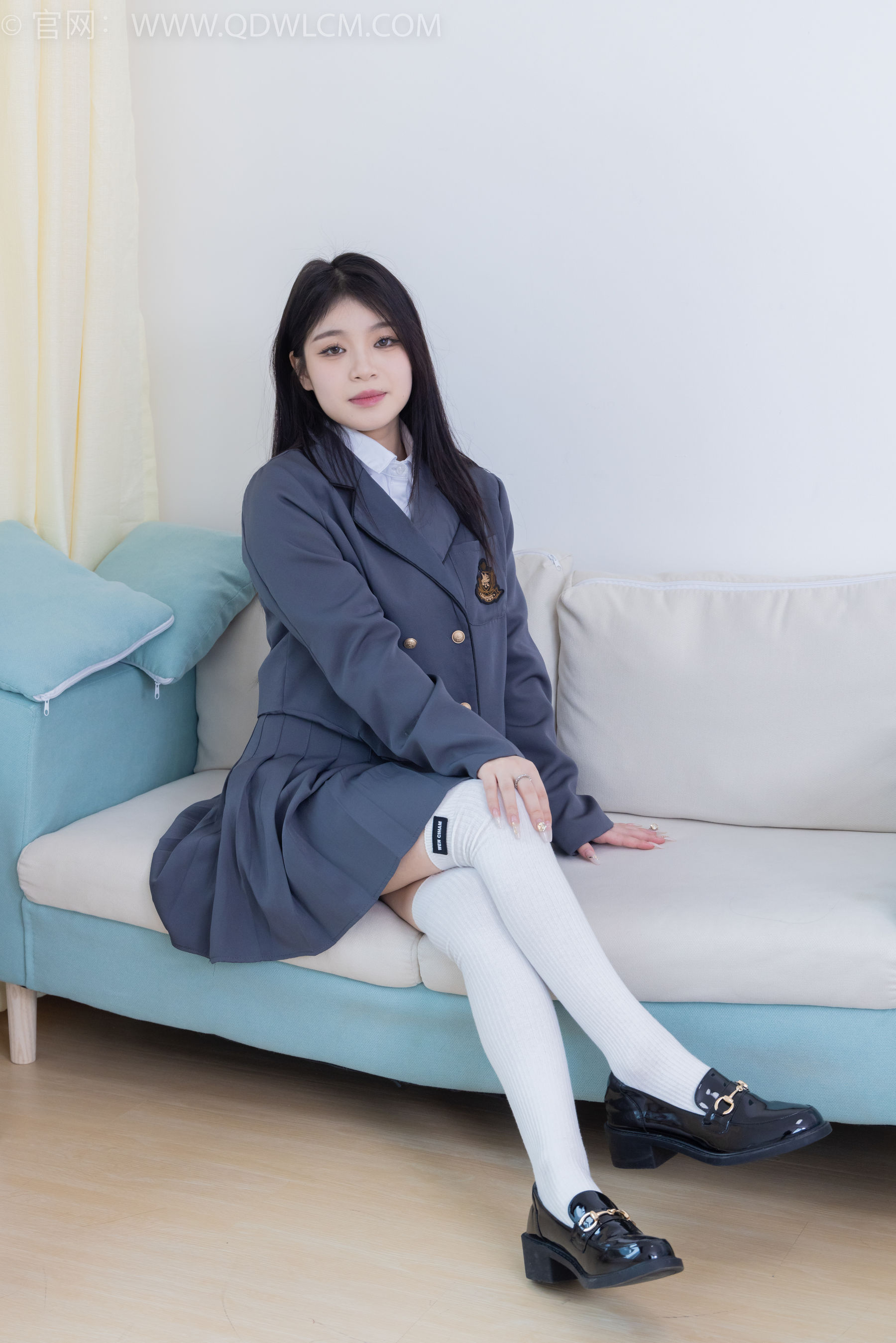 物恋传媒 No.2218 闪闪 - 黑夜是平静的_第2张