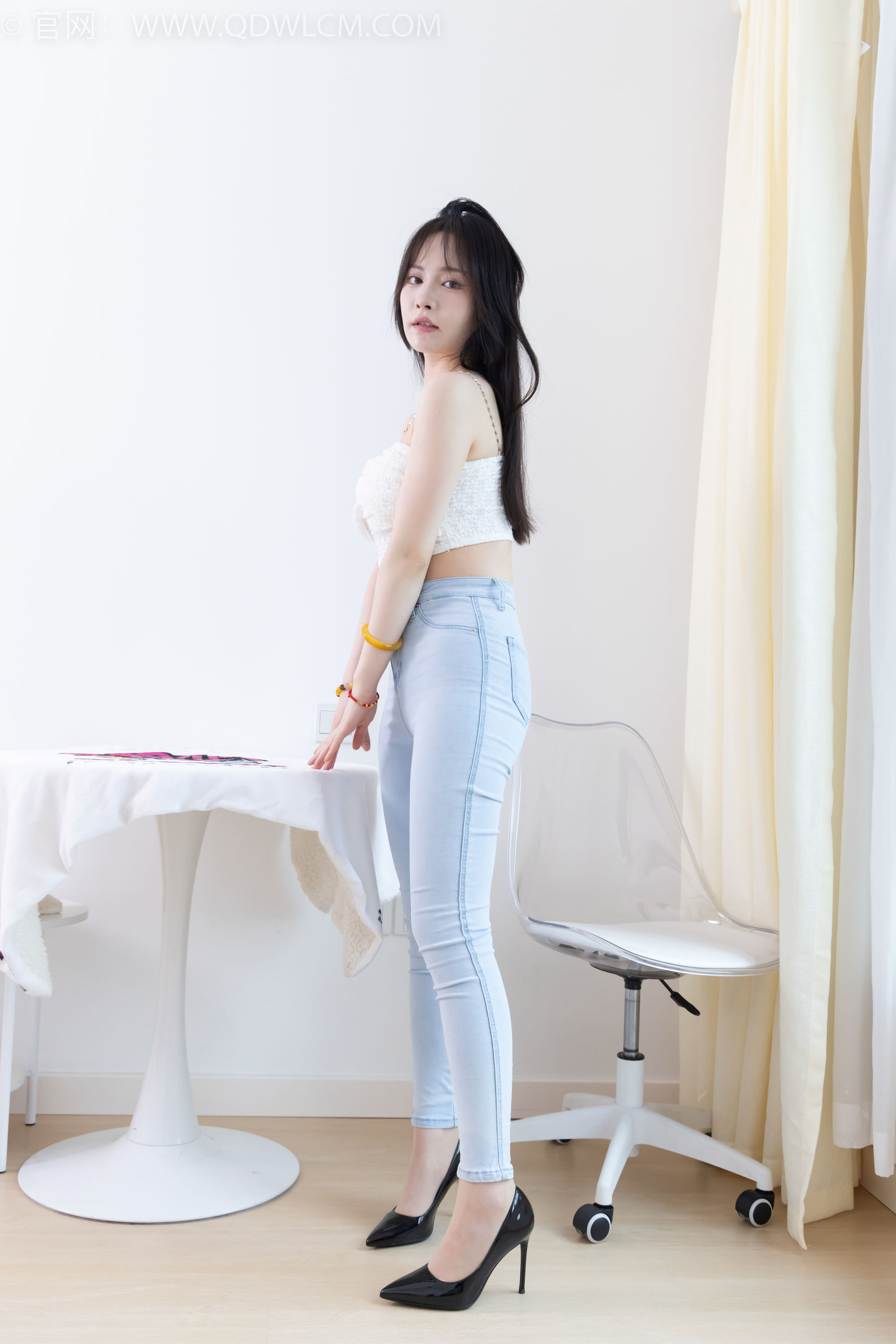 物恋传媒 No.2226 小酒 -回忆在倒带_第2张