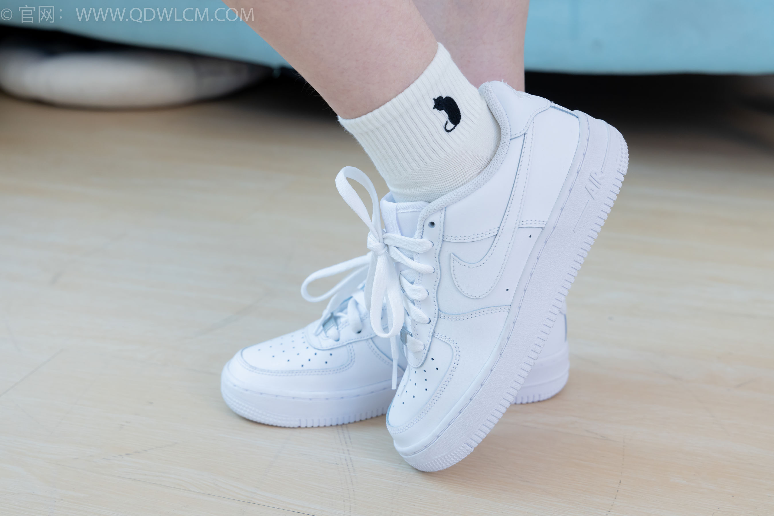 物恋传媒 No.2227 铃铛 -镜花水月_第2张