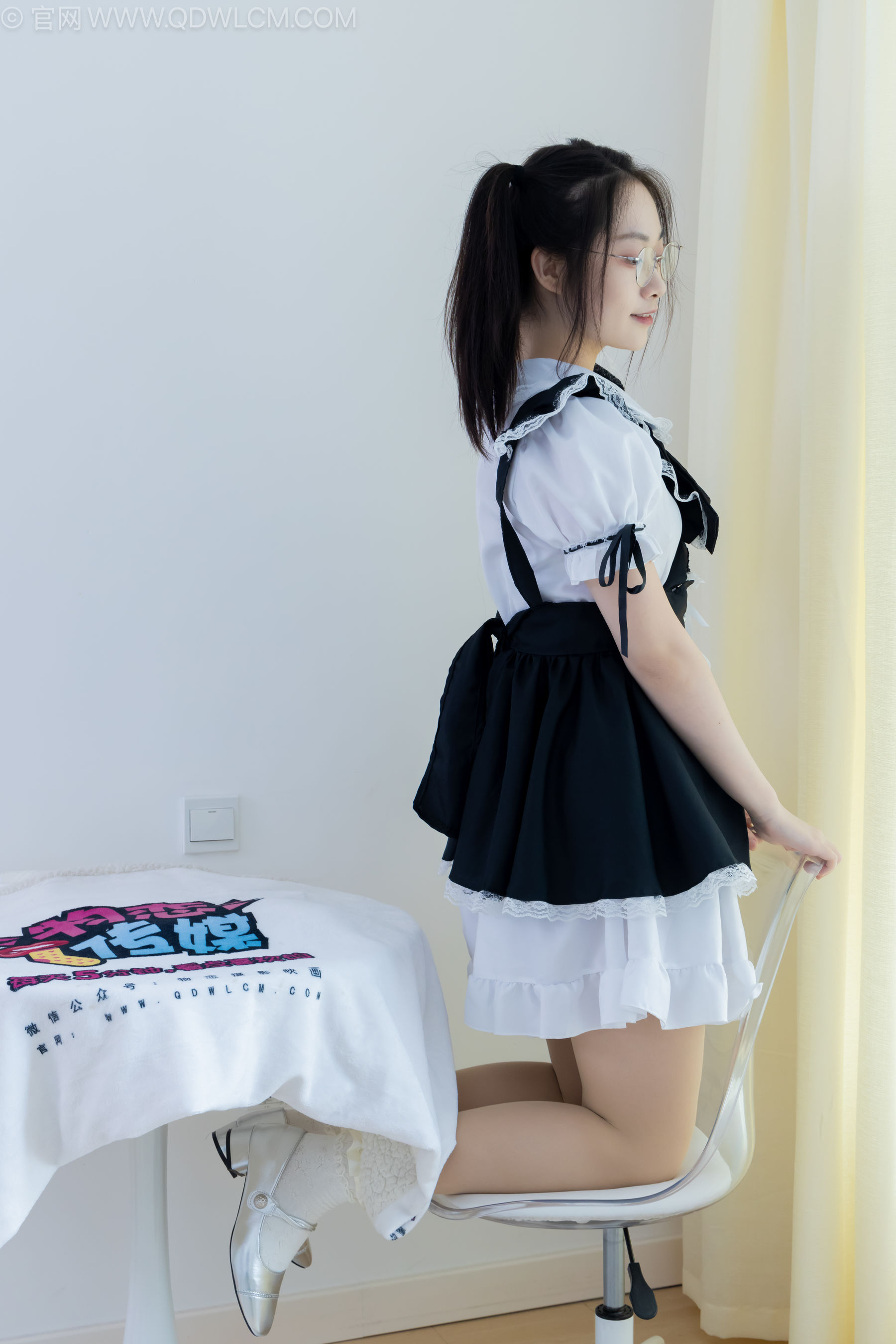 物恋传媒 No.2239 小新 -低跟鞋、白棉袜、厚肉丝、女仆装_第3张