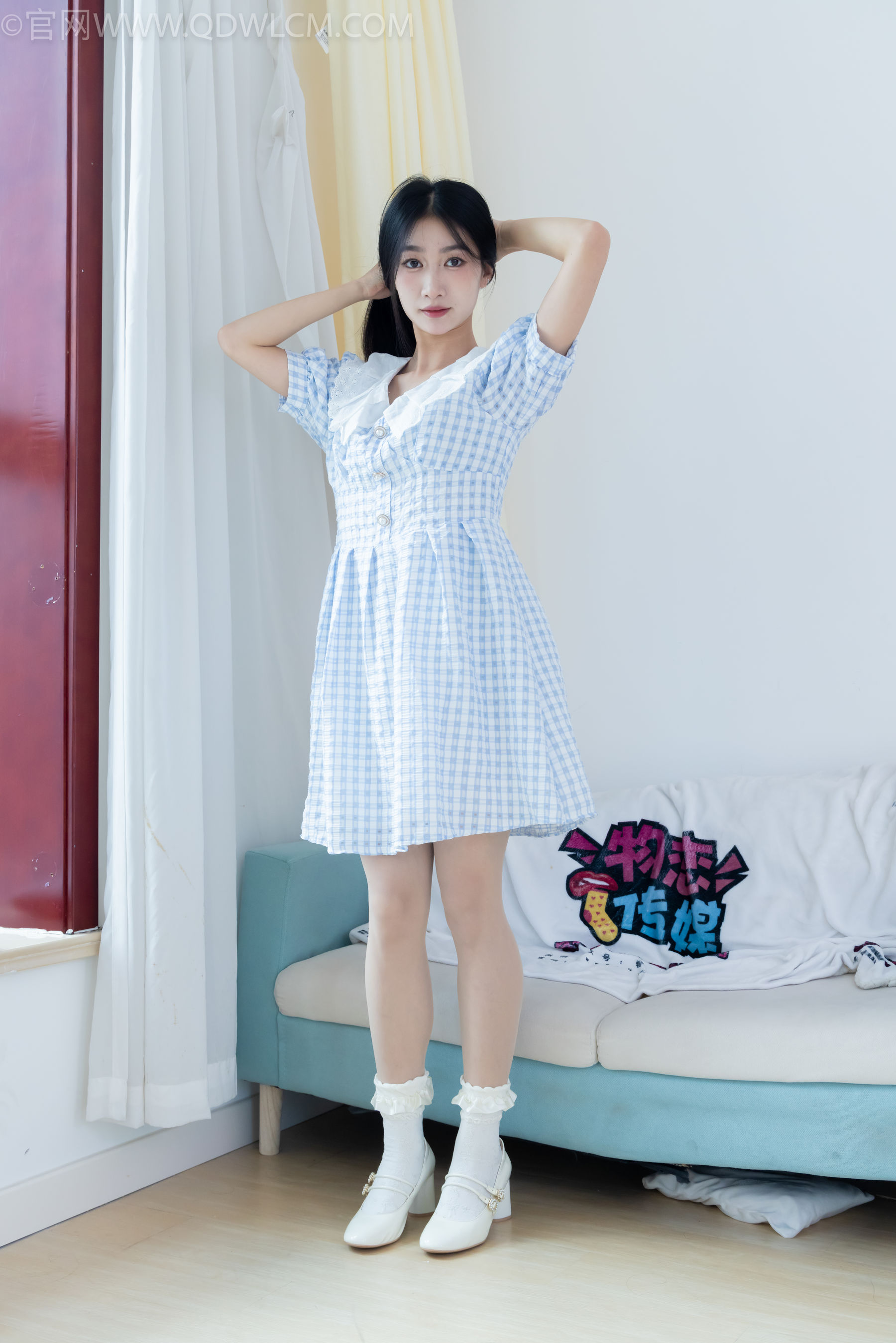 物恋传媒 No.2261 小影 -高跟鞋、白棉袜、薄肉丝_第2张