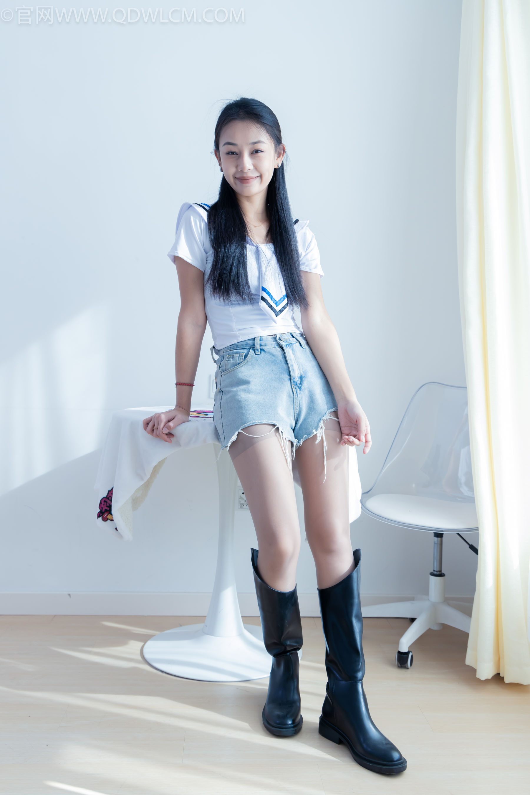 物恋传媒 No.2272 岚岚 -长靴、薄咖丝、薄灰丝_第1张