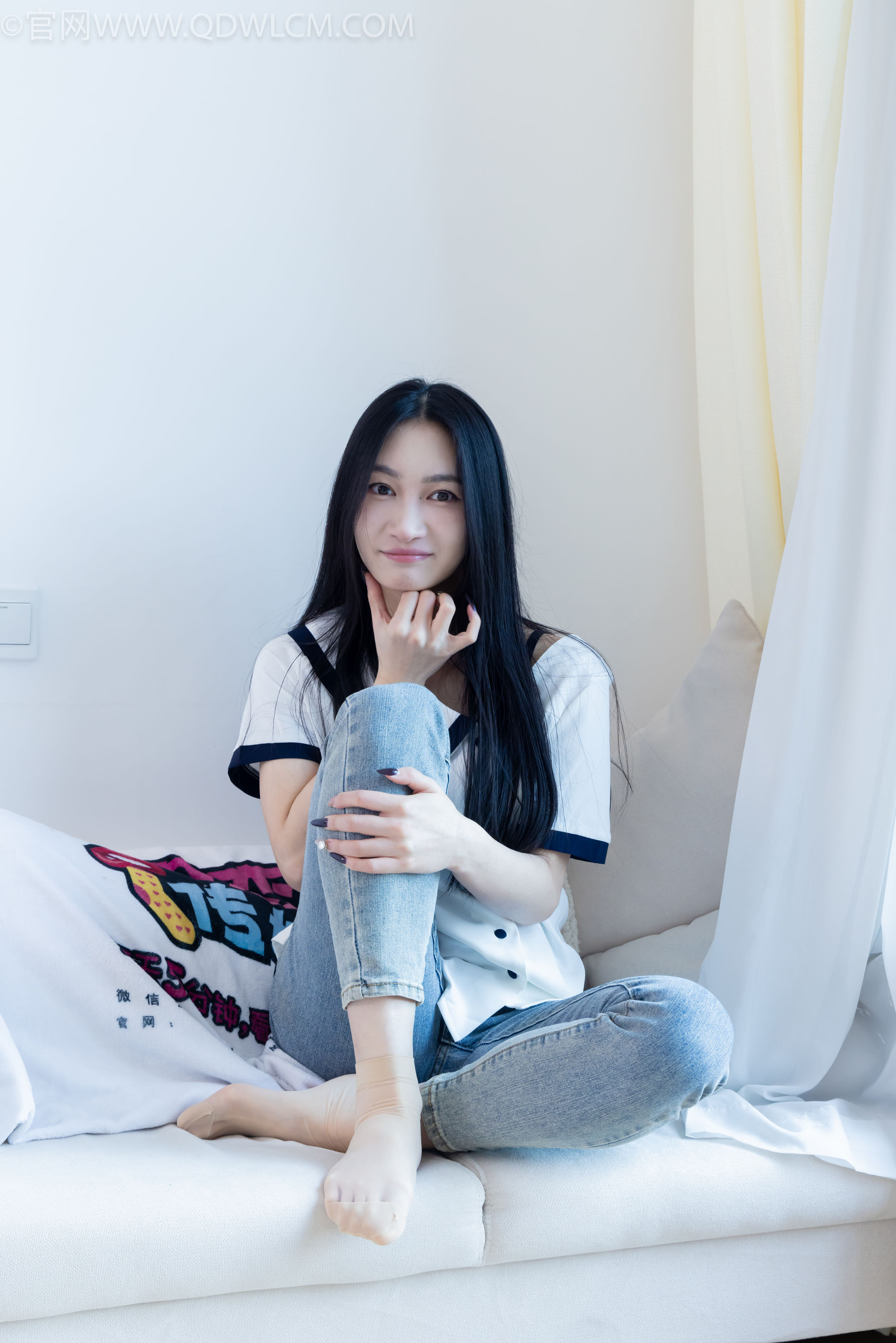 物恋传媒 No.2280 小影 - 高跟凉鞋、短肉丝_第3张