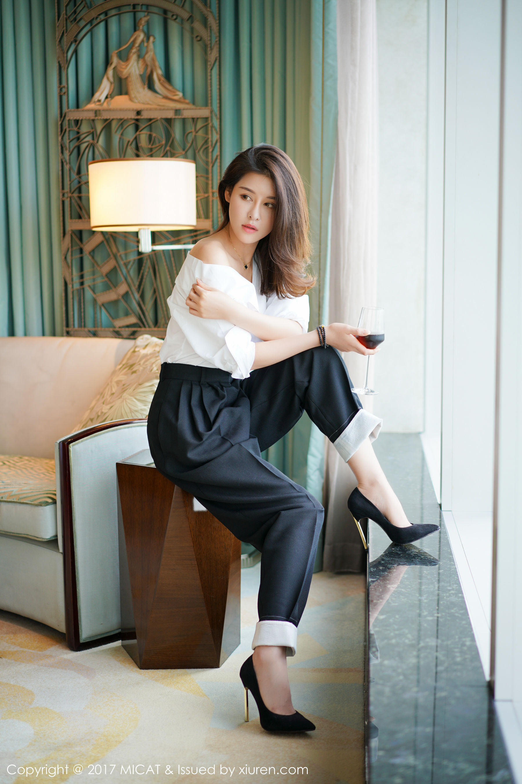 叶佳颐《美腿+浴室系列》 [猫萌榜MICAT] Vol.030_第2张