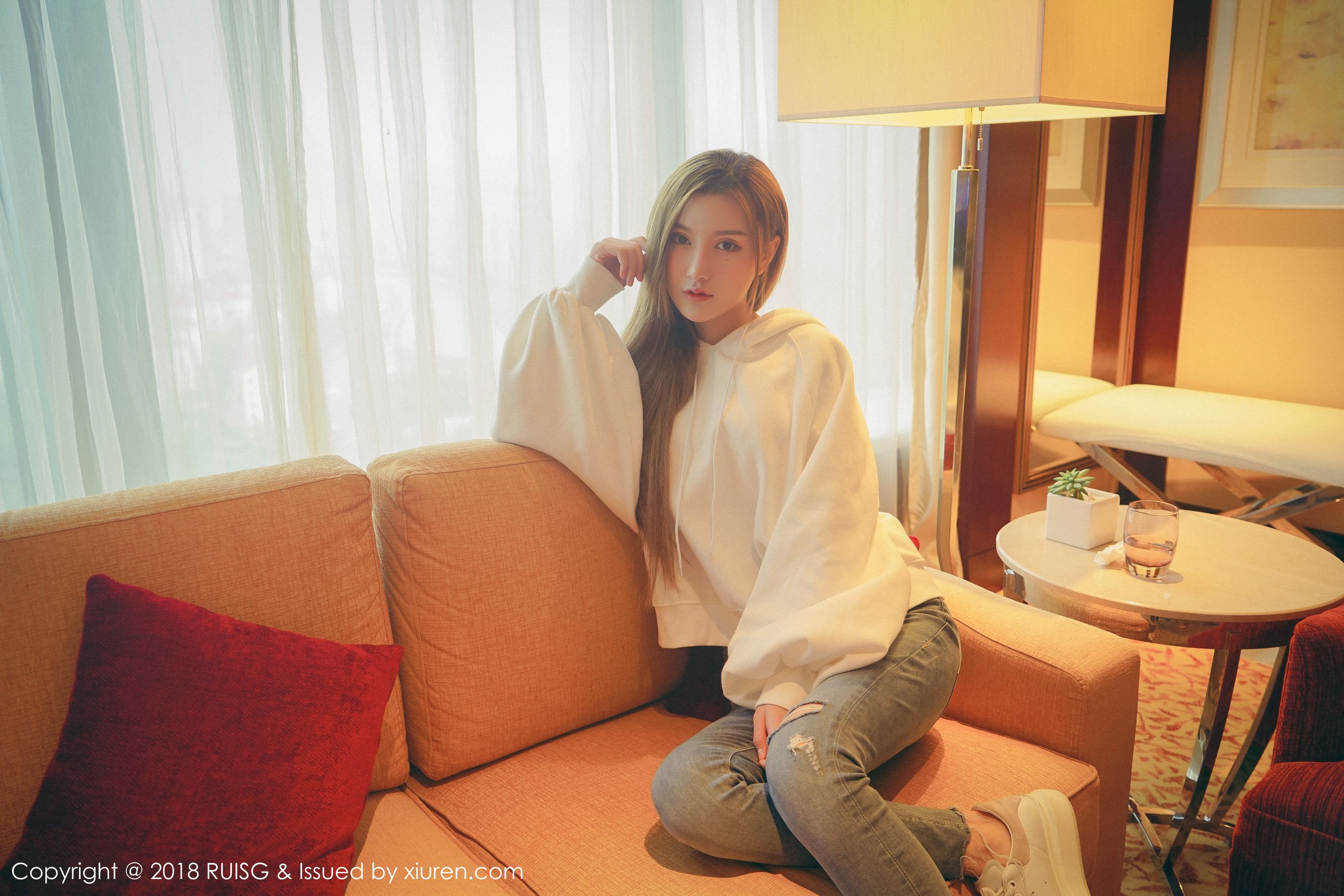 模特M梦baby《柔情私房》 [瑞丝馆RUISG] Vol.045_第2张