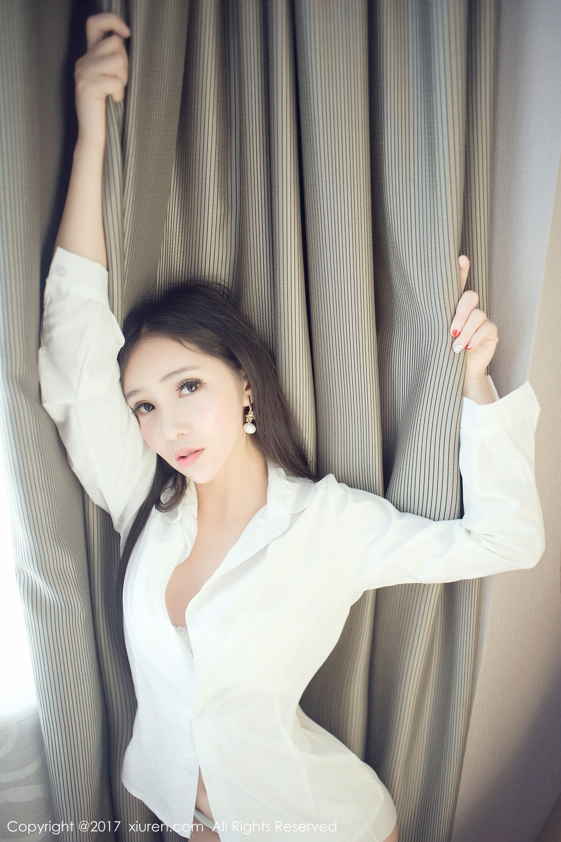 御姐混血范美女@艾弥 [秀人网XIUREN] No.792_第3张