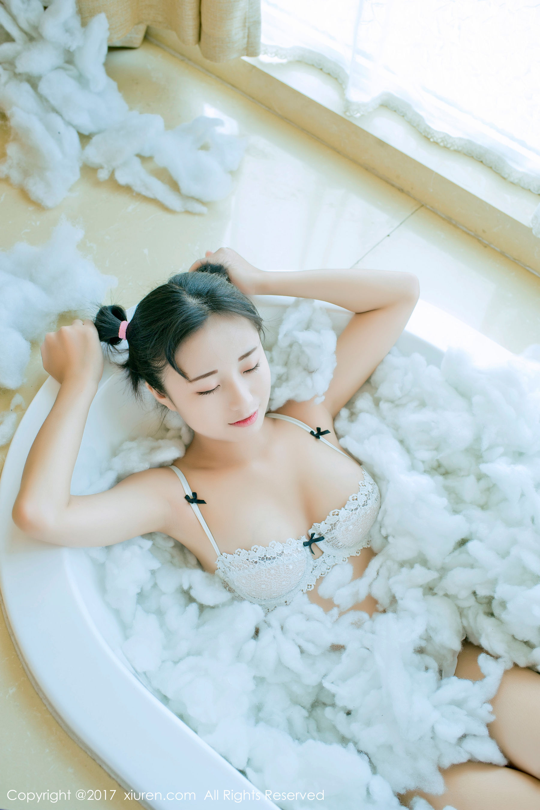 仓井优香《白色蕾丝吊带系列+连体日系高中体操服》 [秀人XIUREN] NO.805_第3张