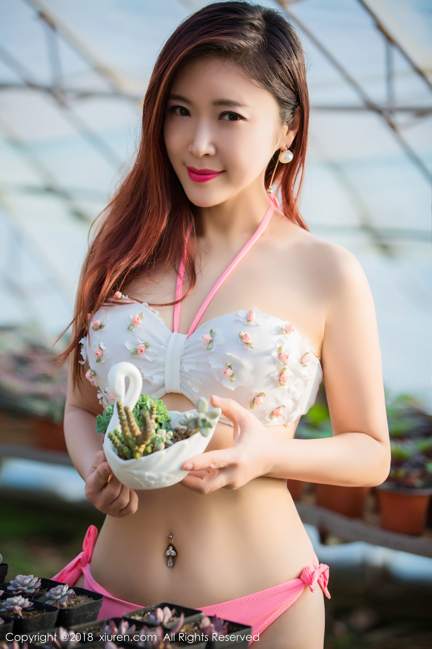 西希白兔《花房》 [秀人XiuRen] No.924_第5张