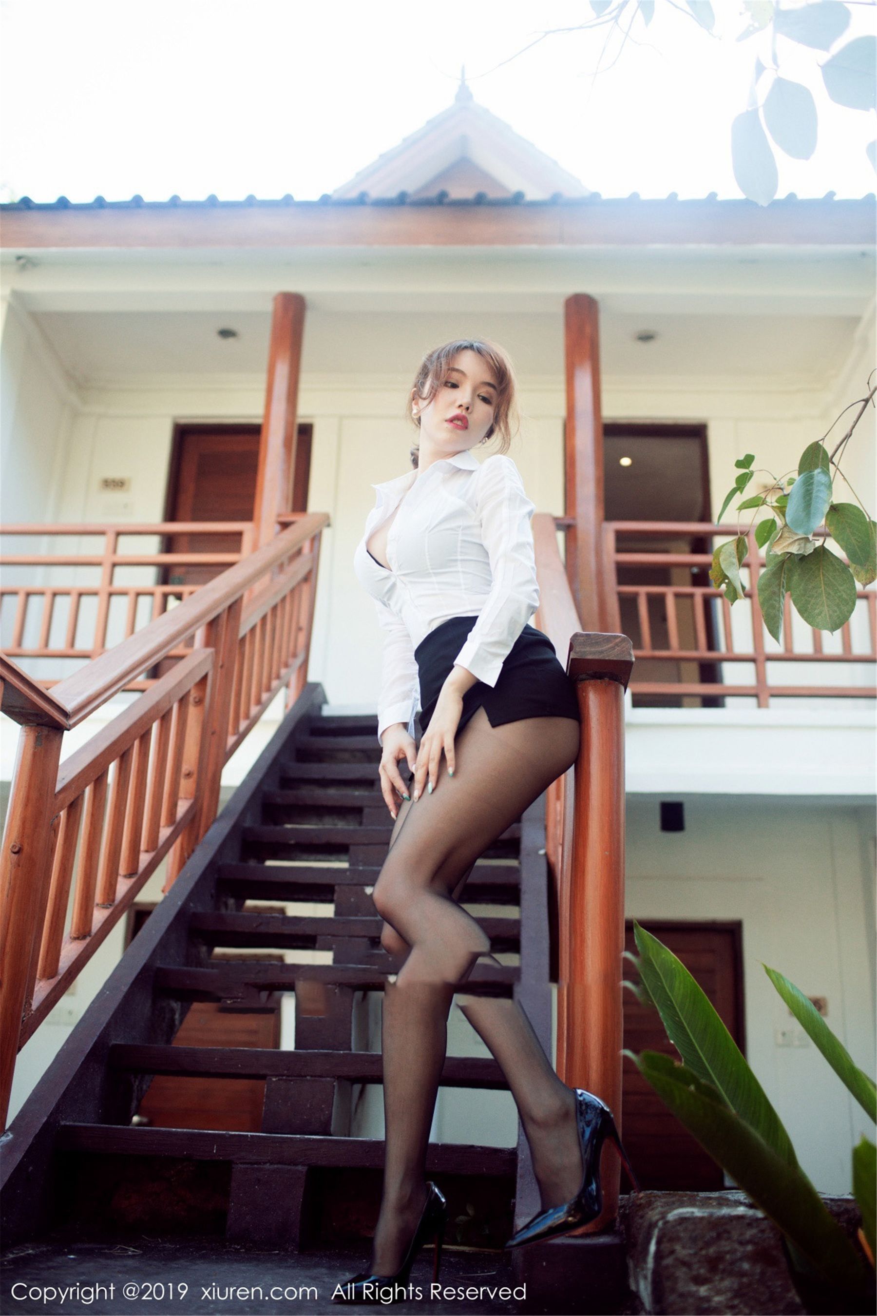 [秀人XIUREN] No.1606 黄楽然_第1张