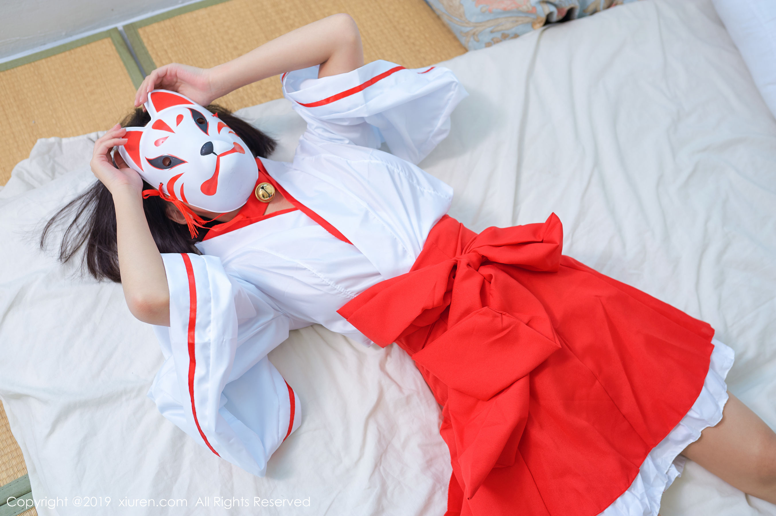 [秀人XIUREN] No.1702 模特_卿卿_第2张