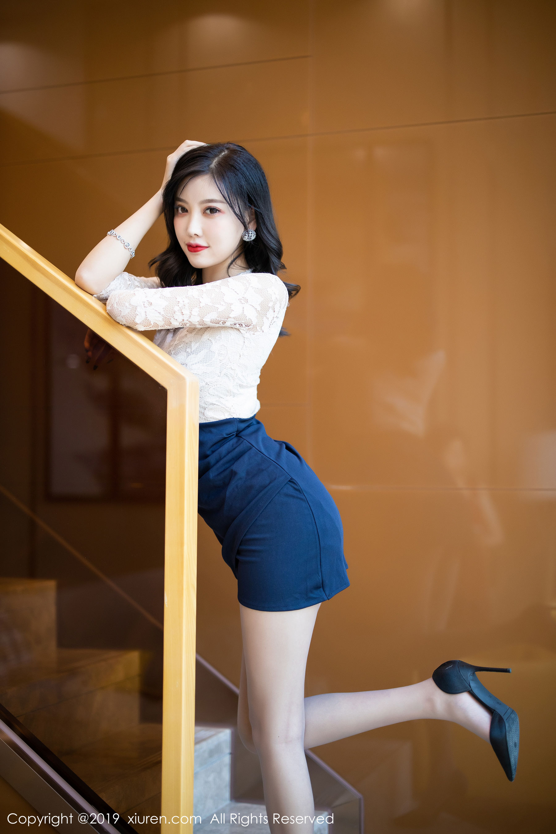 [秀人XIUREN] No.1717 杨晨晨sugar_第4张