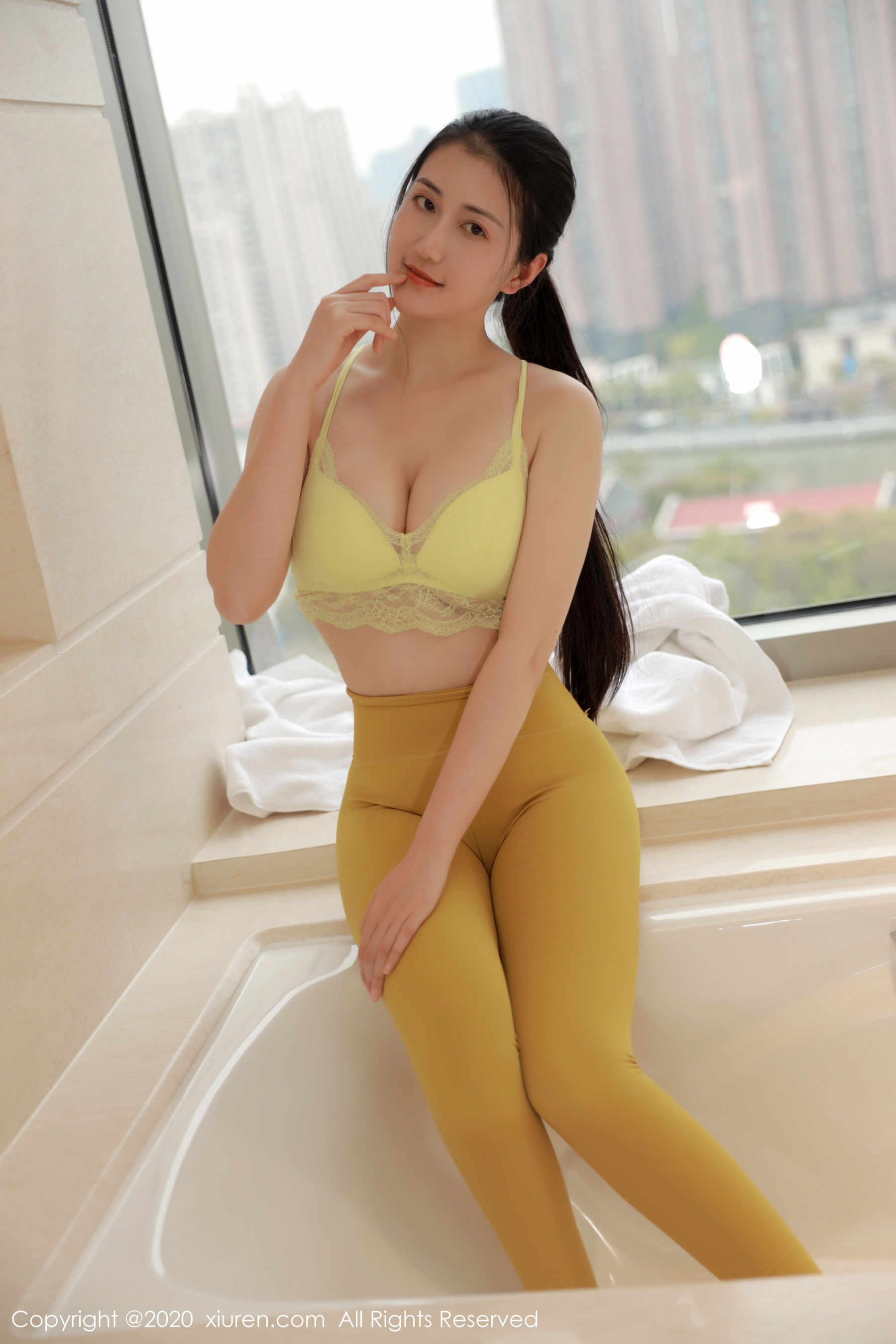 [秀人XiuRen] No.2214 e宝小野猫_第2张