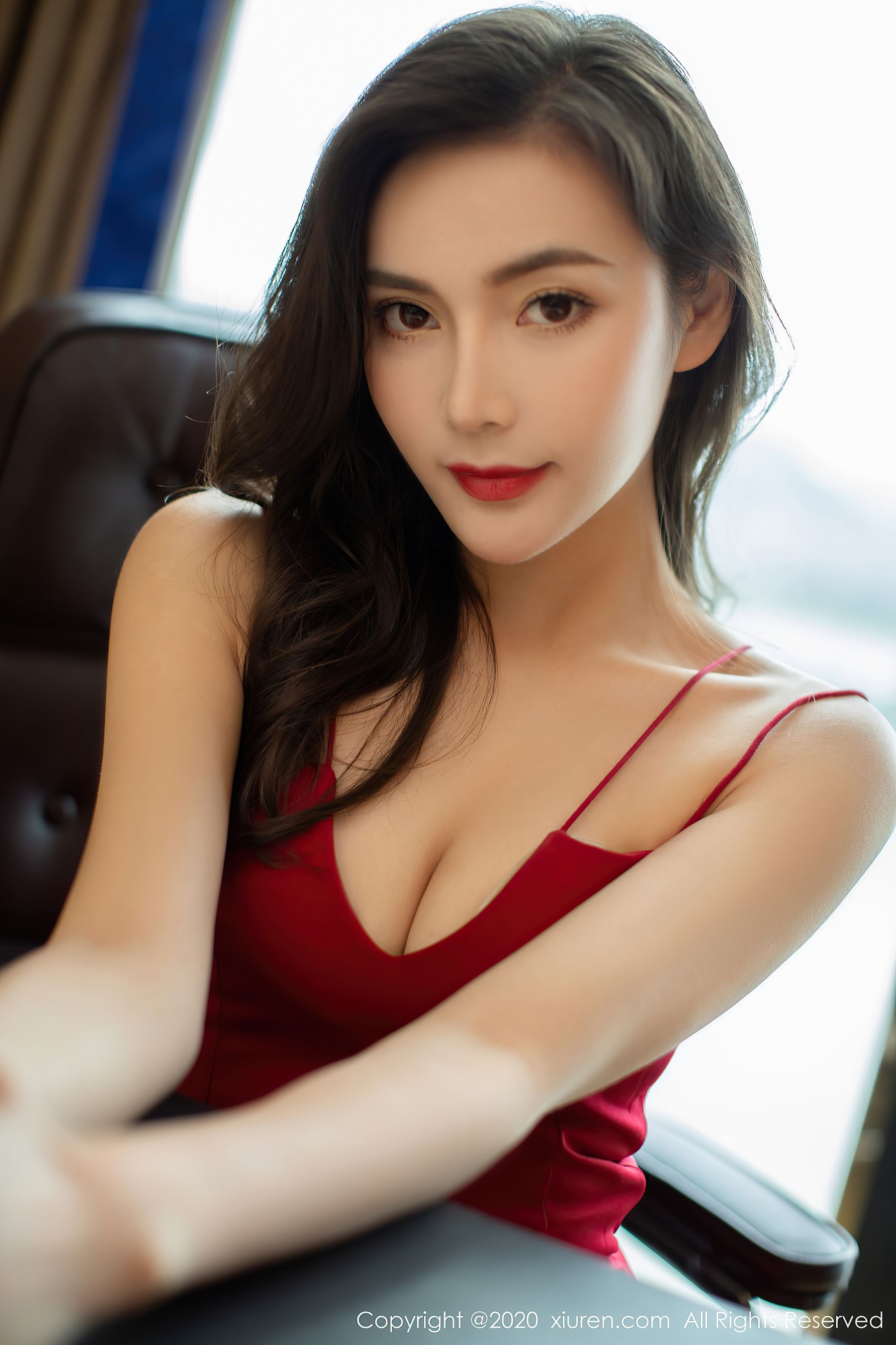 [秀人XIUREN] No.2369 夏玥_第4张