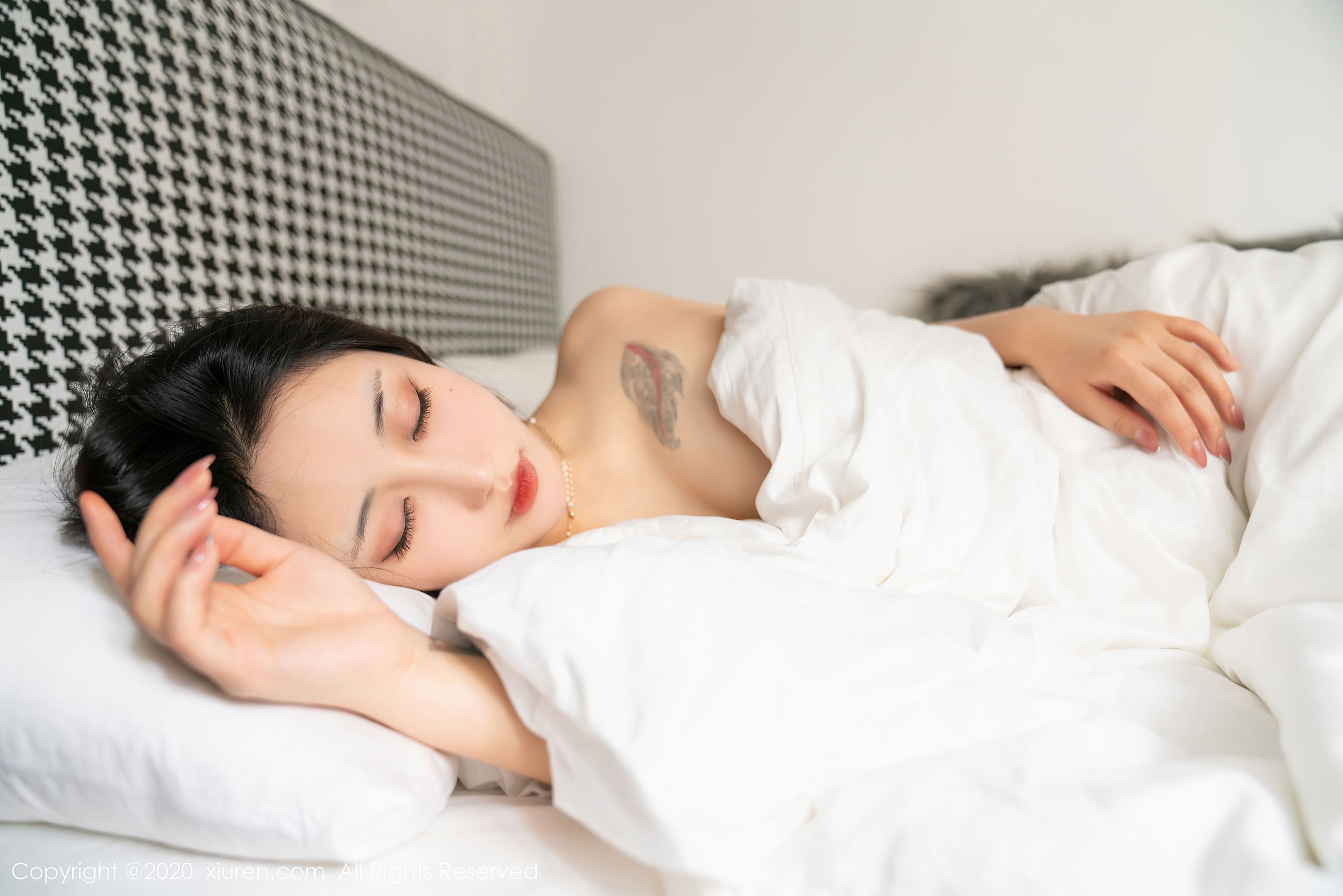 [秀人XiuRen] No.2419 林子欣Freya_第1张