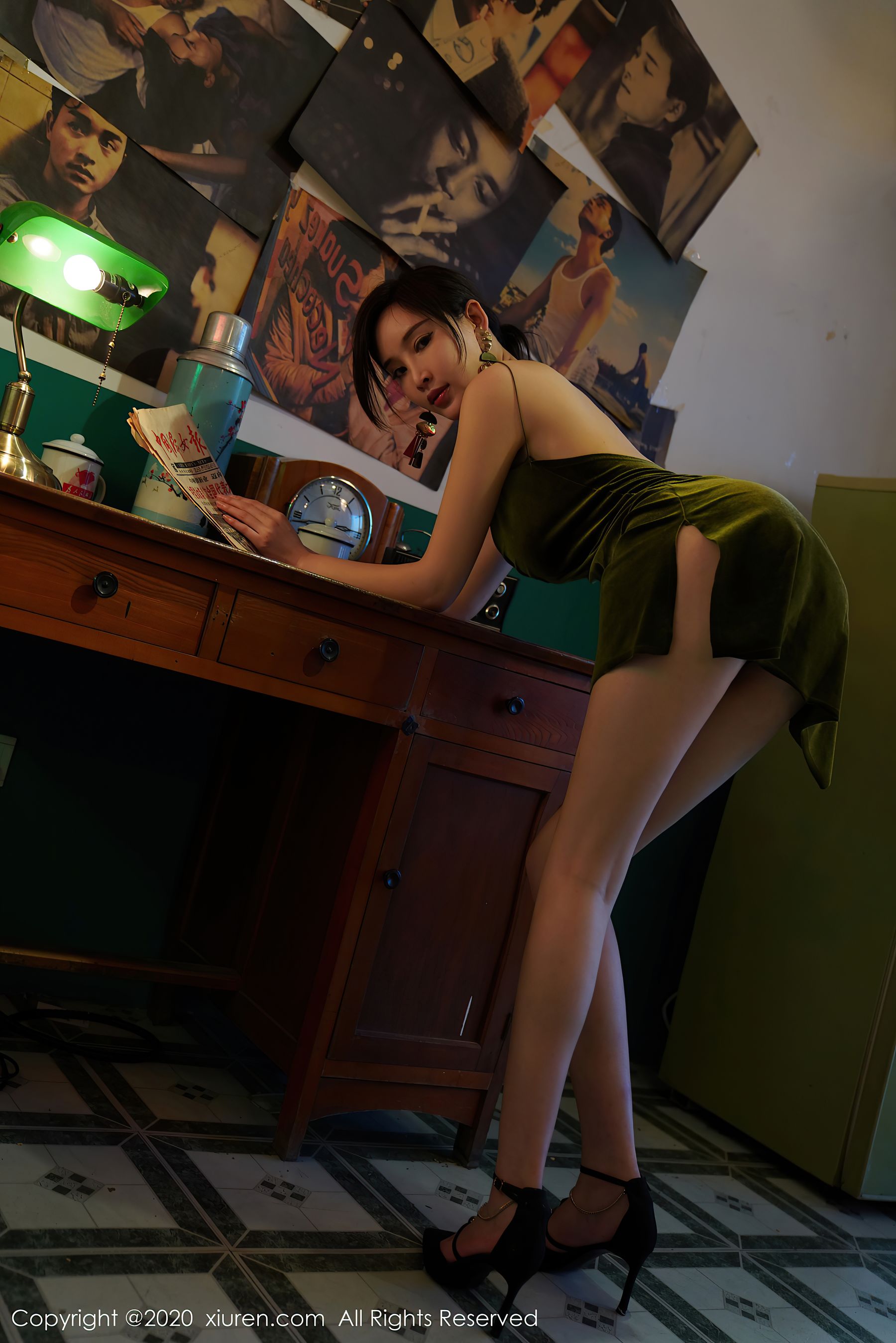 [秀人XiuRen] No.2477 奶瓶土肥圆矮挫丑黑穷_第4张