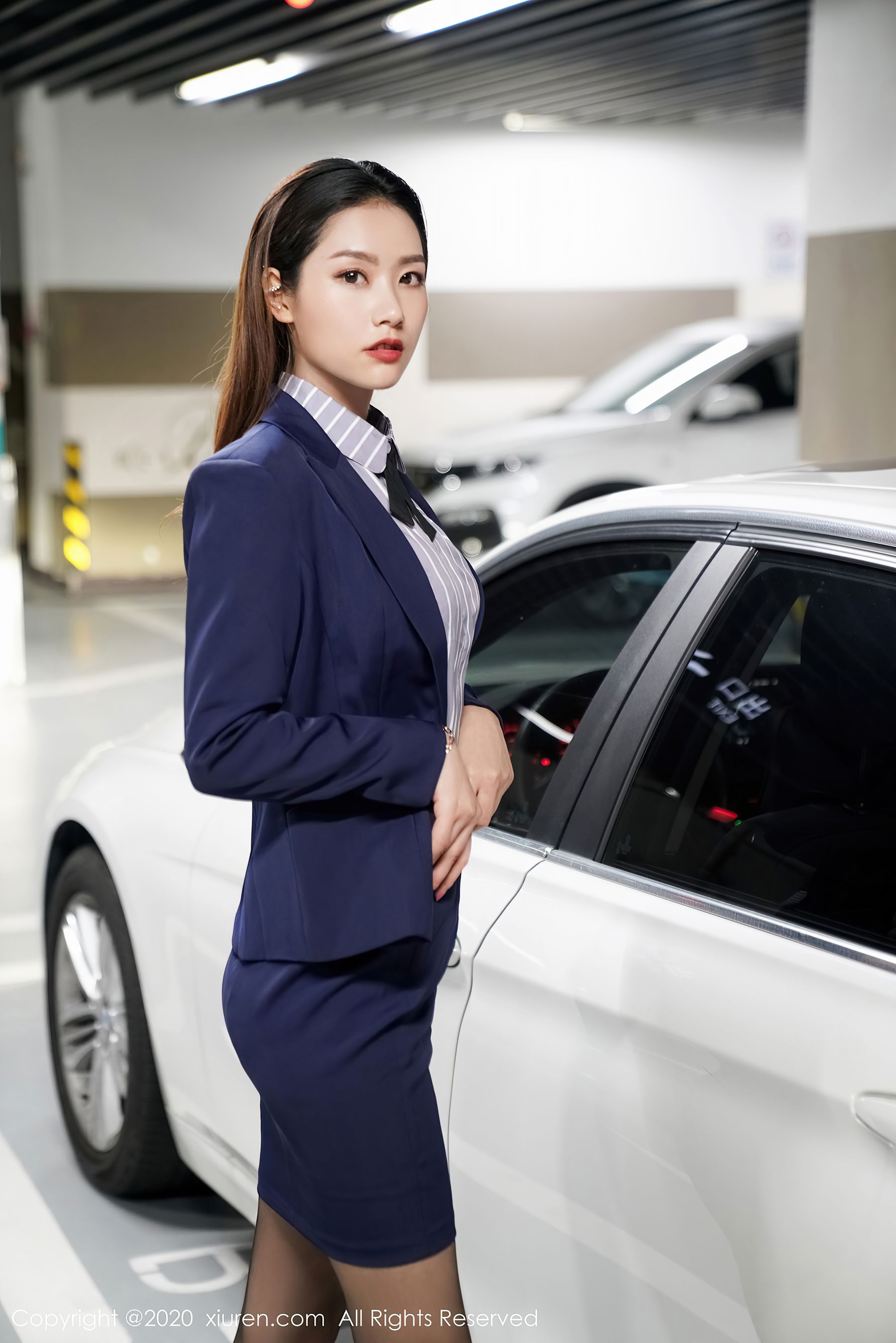 [秀人XIUREN] No.2784 方子萱_第1张