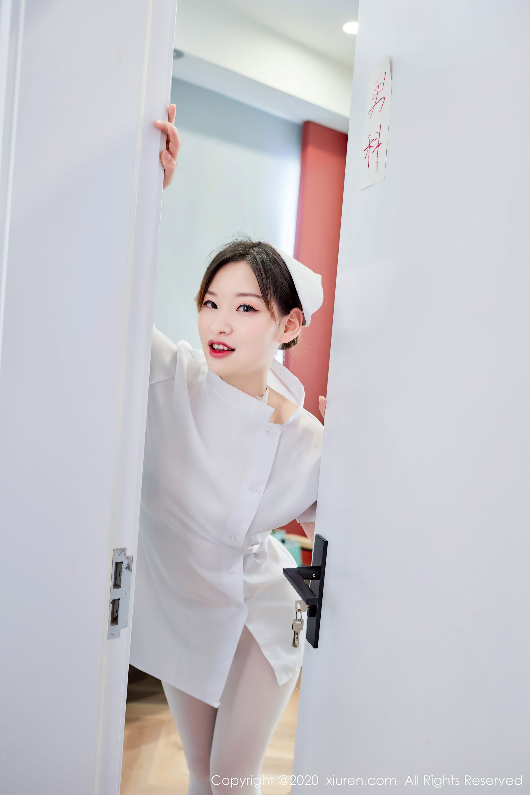 [秀人XIUREN] No.2789 范京宜_第1张