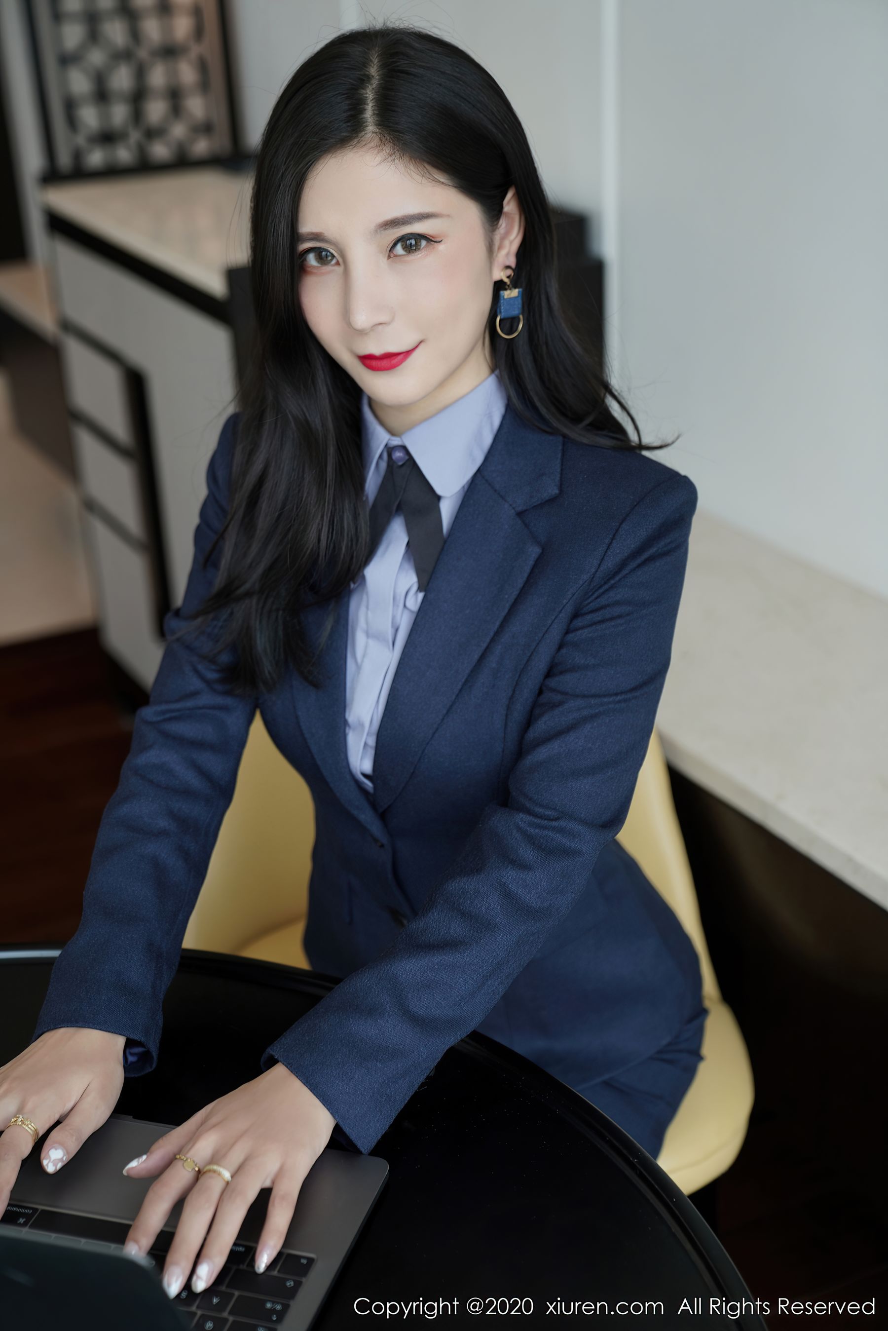 [秀人XIUREN] No.2816 小蛮妖Yummy_第1张