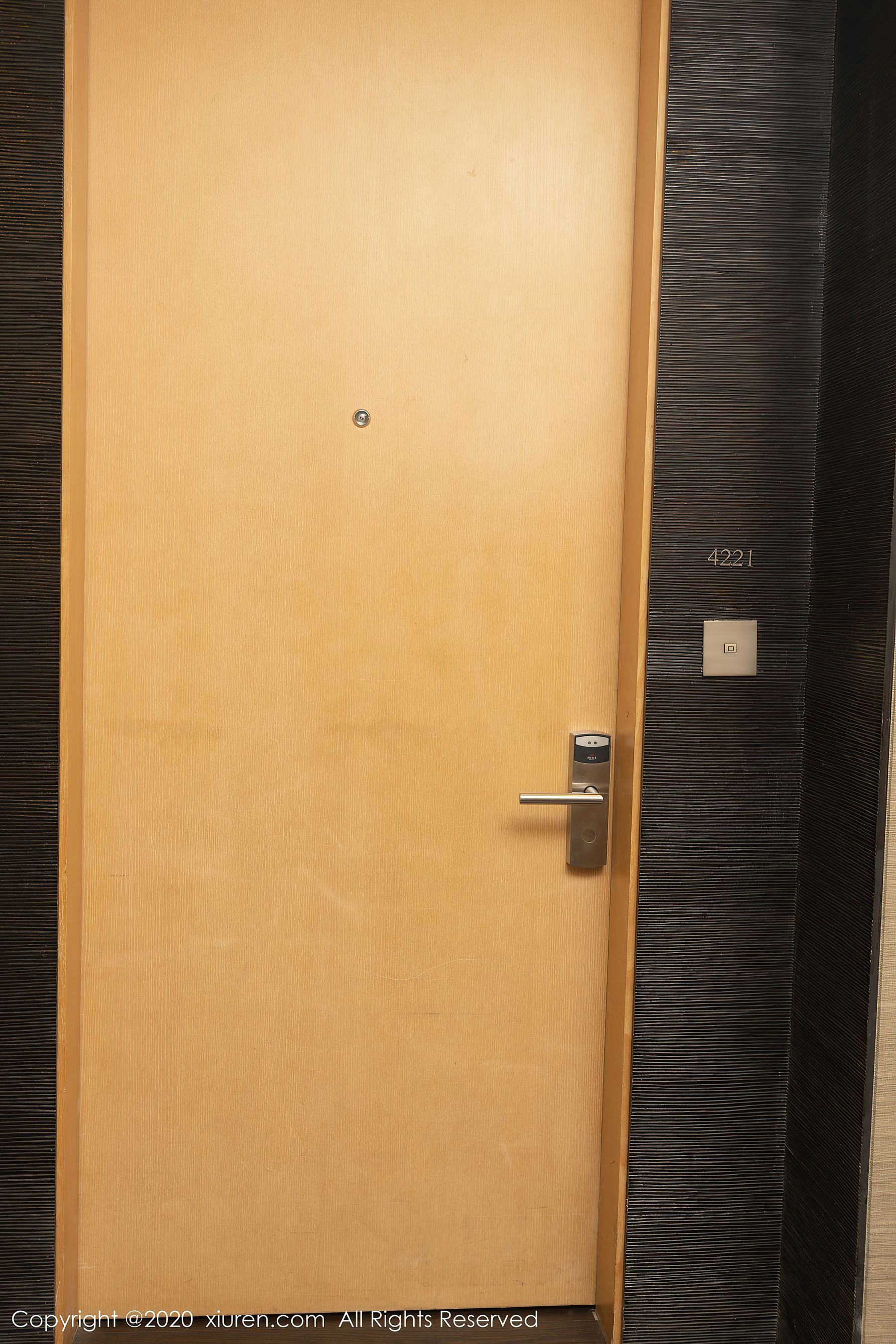 [秀人XIUREN] No.2860 陈小喵_第1张