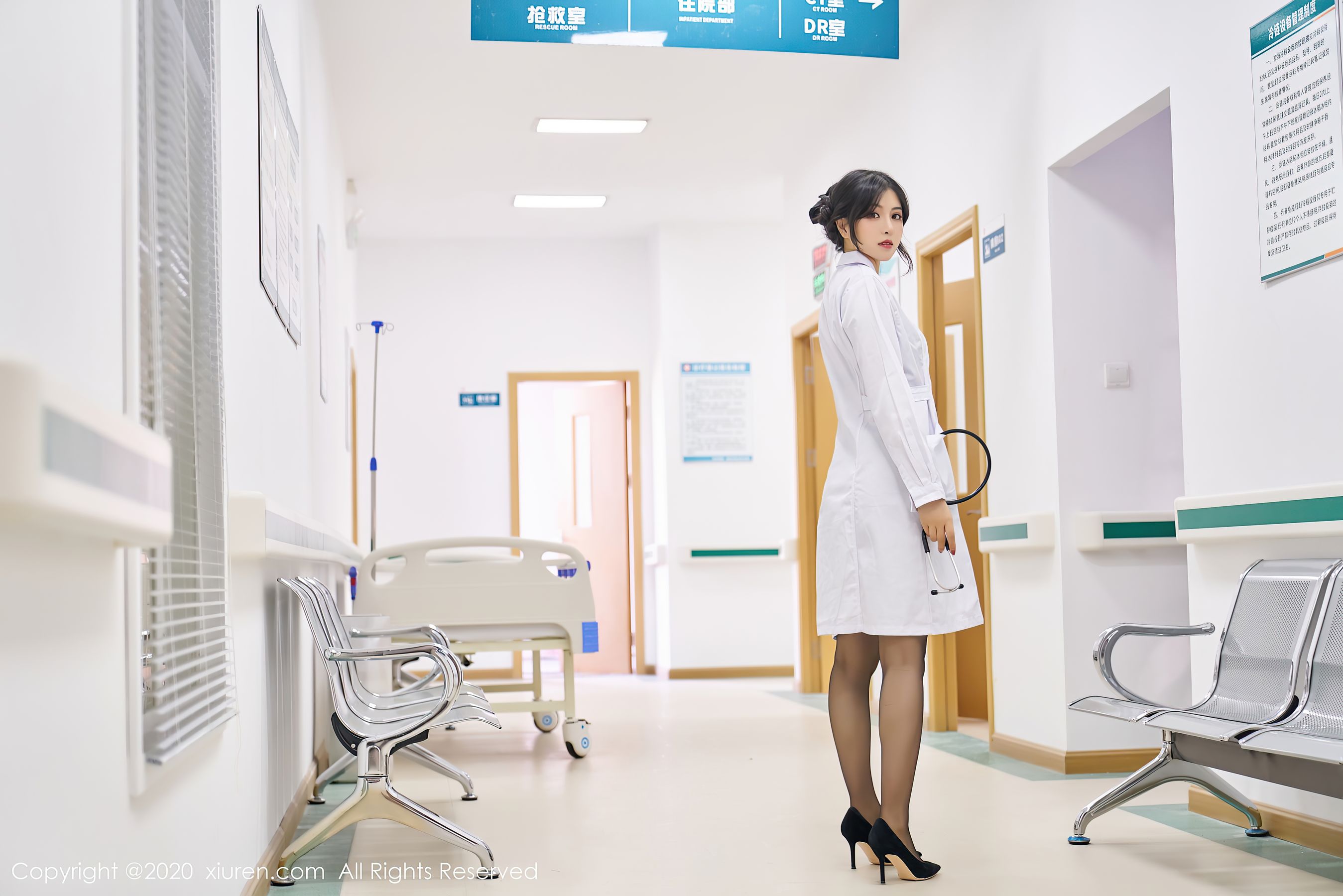 [秀人XIUREN] No.2925 韩静安_第1张