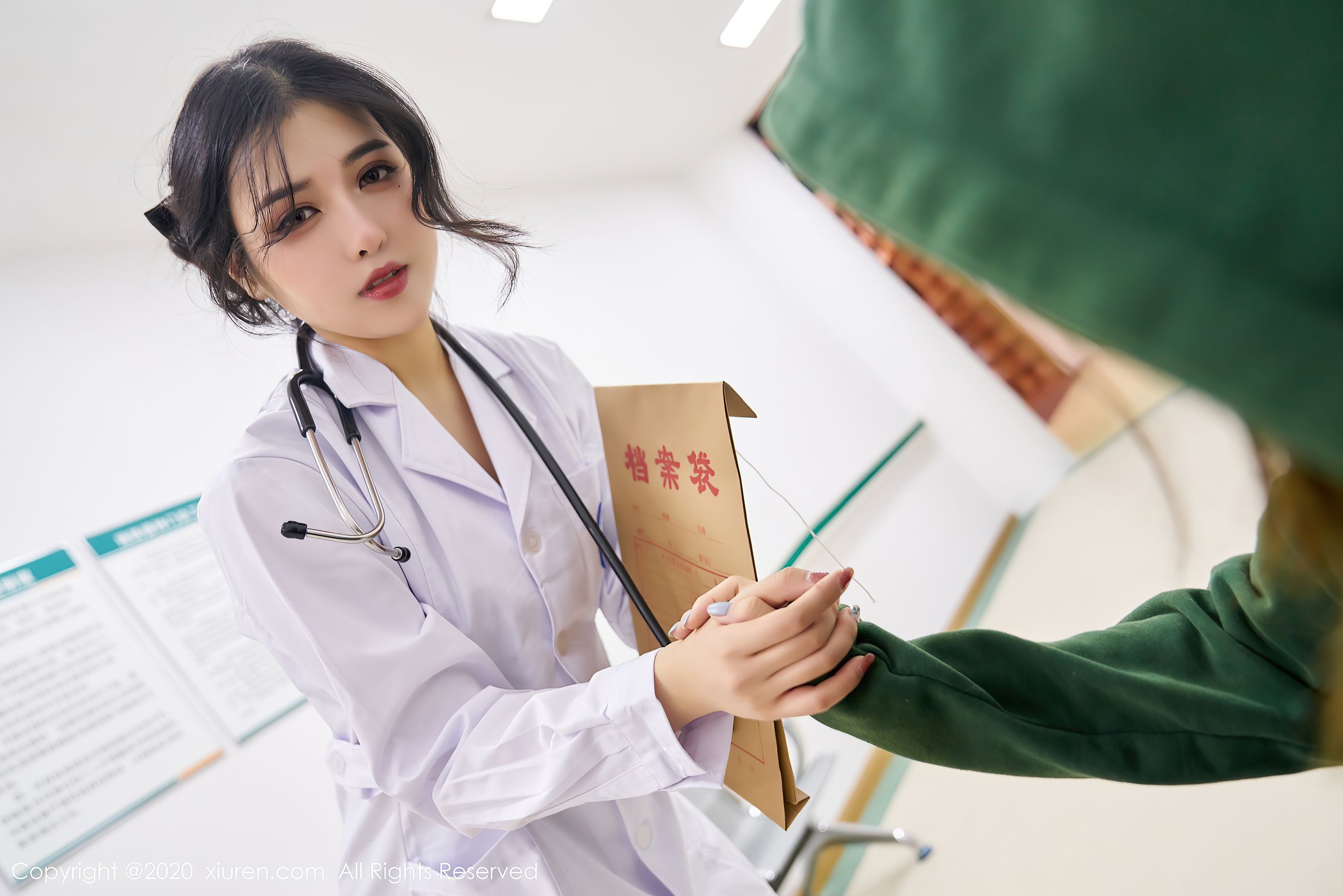 [秀人XIUREN] No.2925 韩静安_第2张