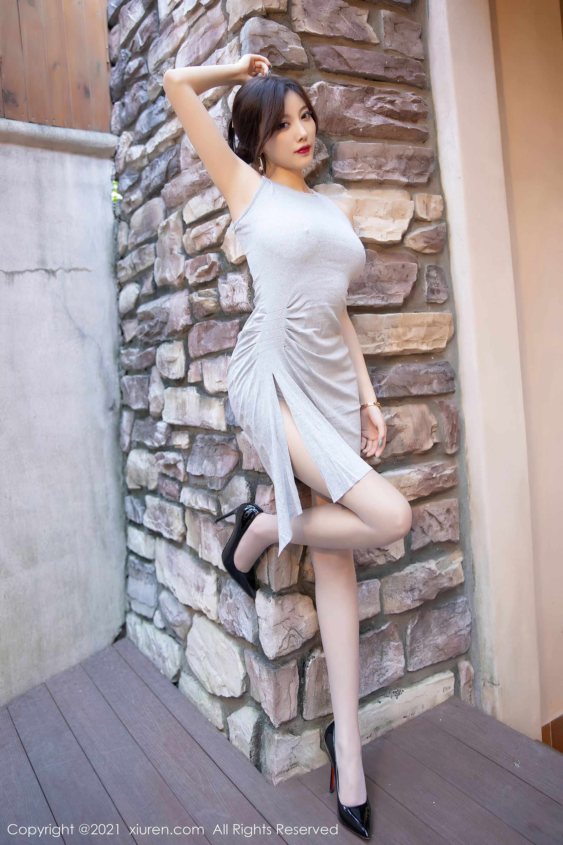 [秀人XIUREN] No.3022 杨晨晨sugar_第2张