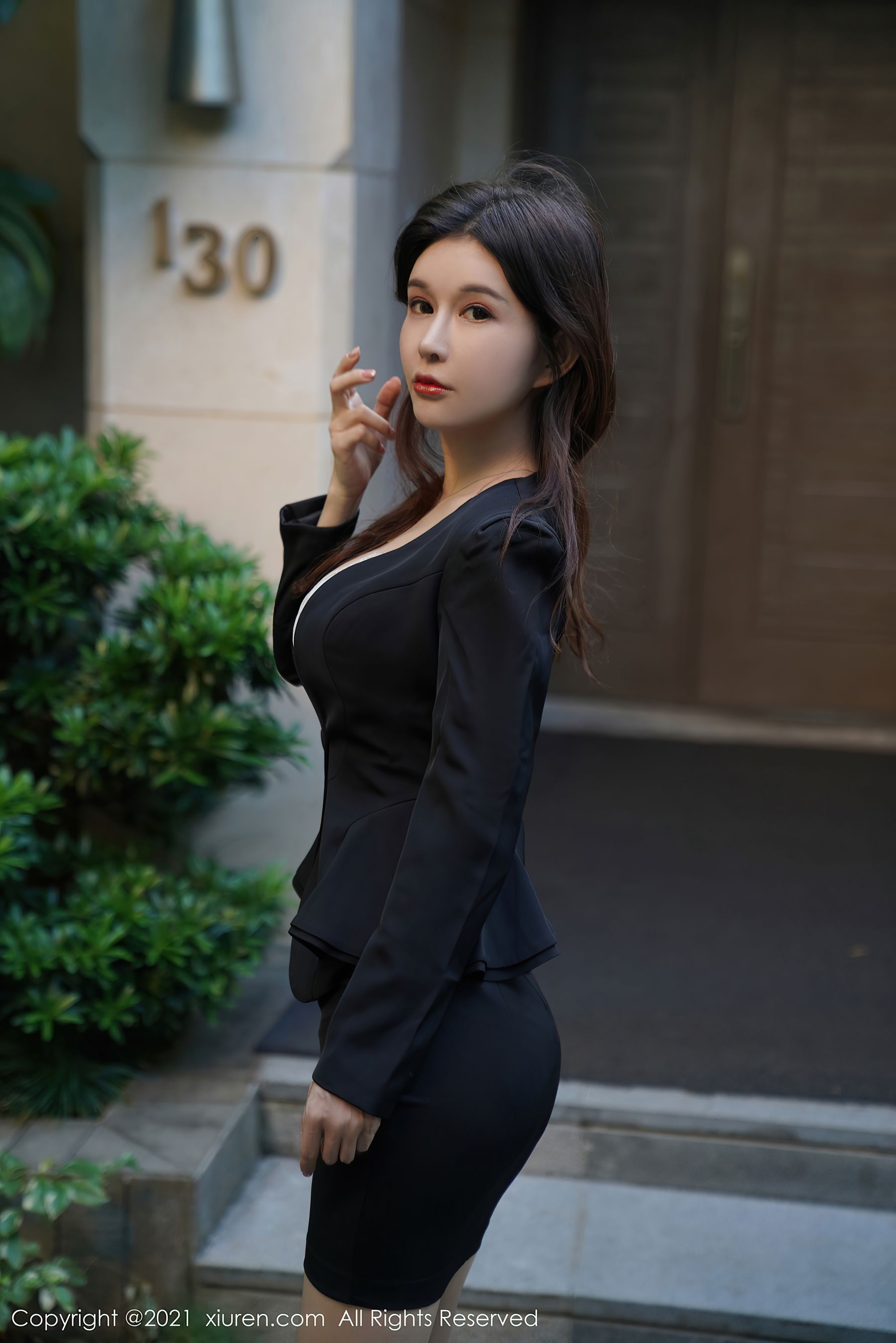 [秀人XIUREN] No.3077 张雨萌_第1张