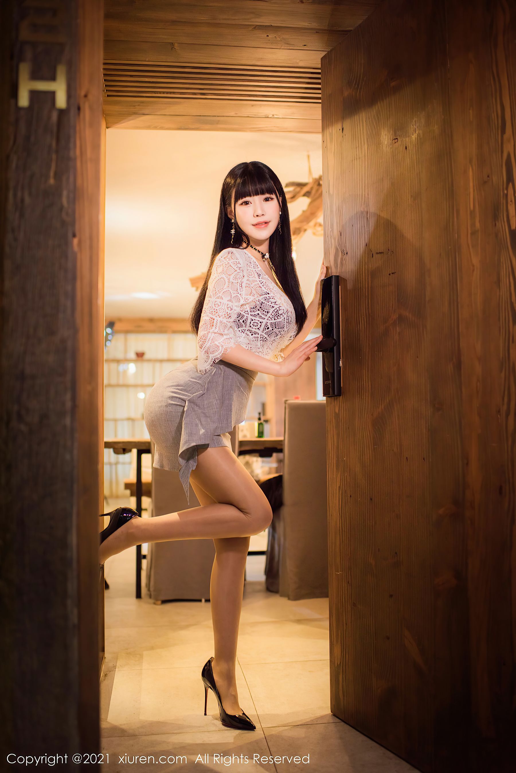 [秀人XIUREN] No.3125 朱可儿Flower_第3张