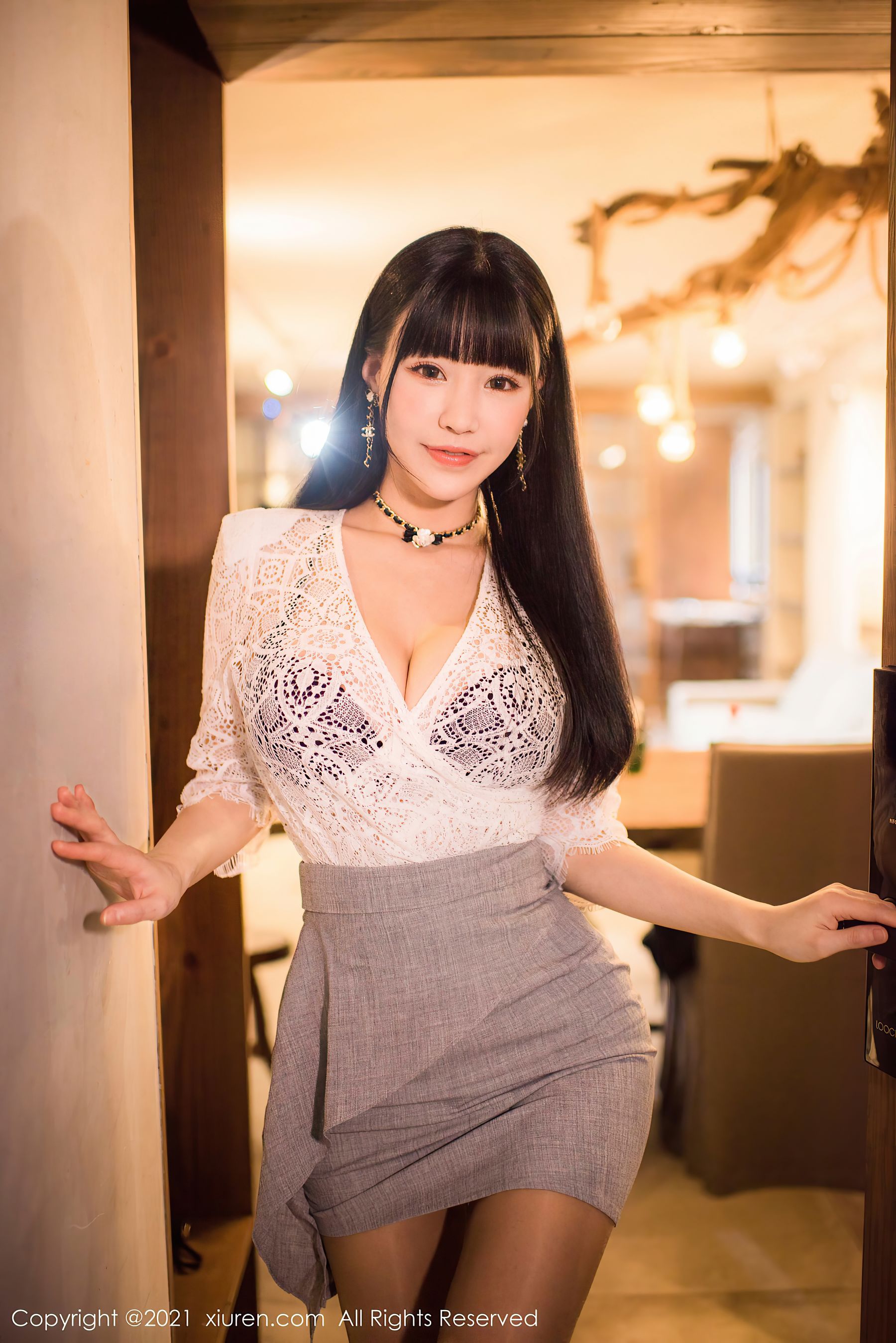 [秀人XIUREN] No.3125 朱可儿Flower_第4张