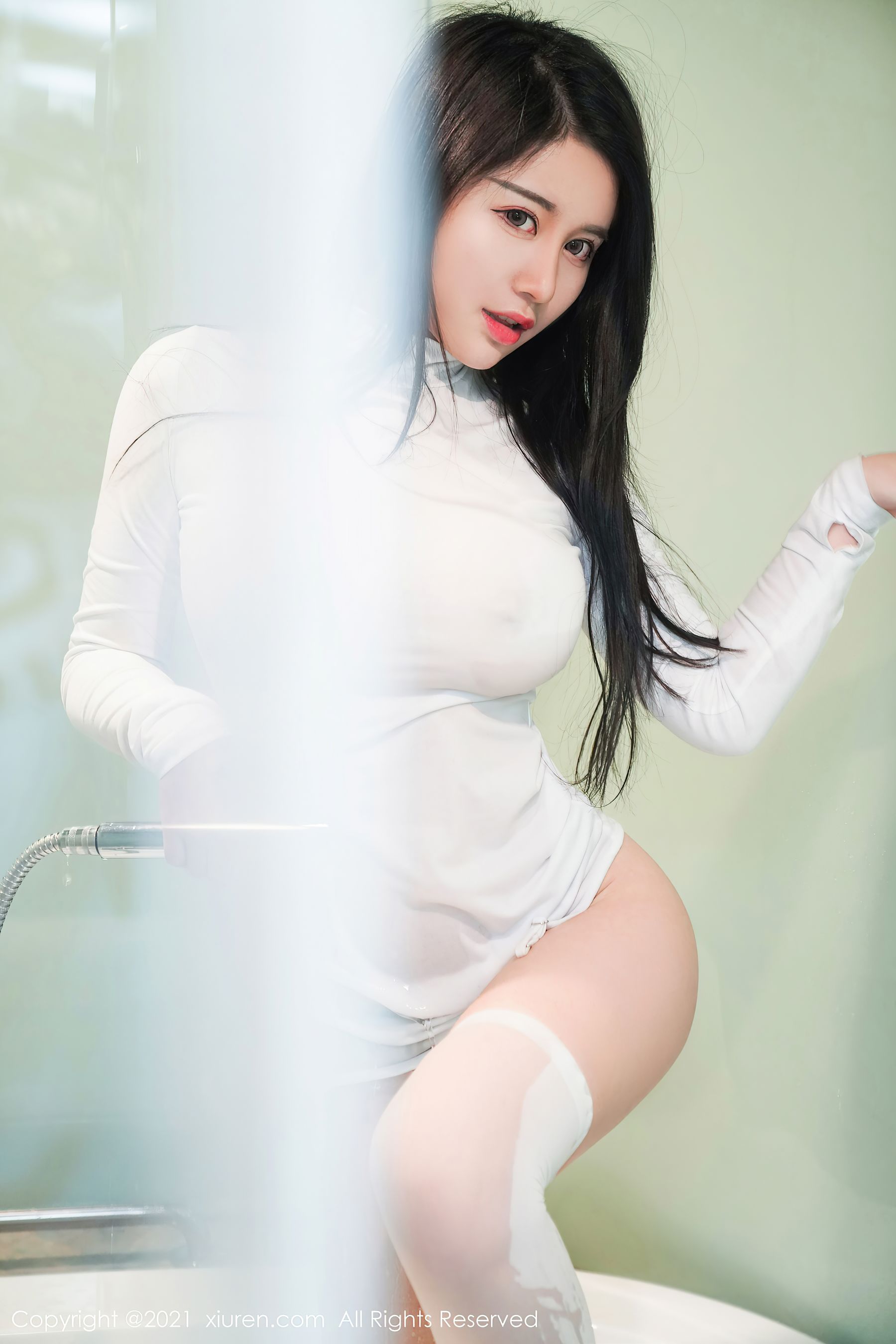 [秀人XIUREN] No.3162 美七Mia_第1张