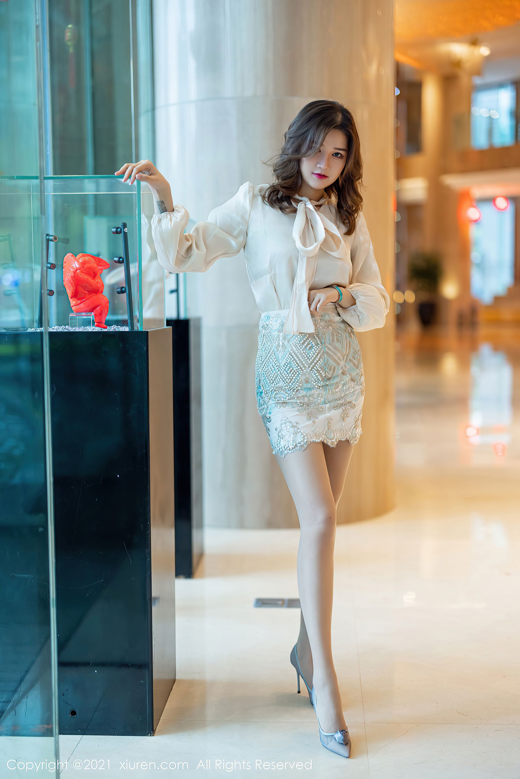 [秀人XIUREN] No.3211 芷萱mimi_第5张