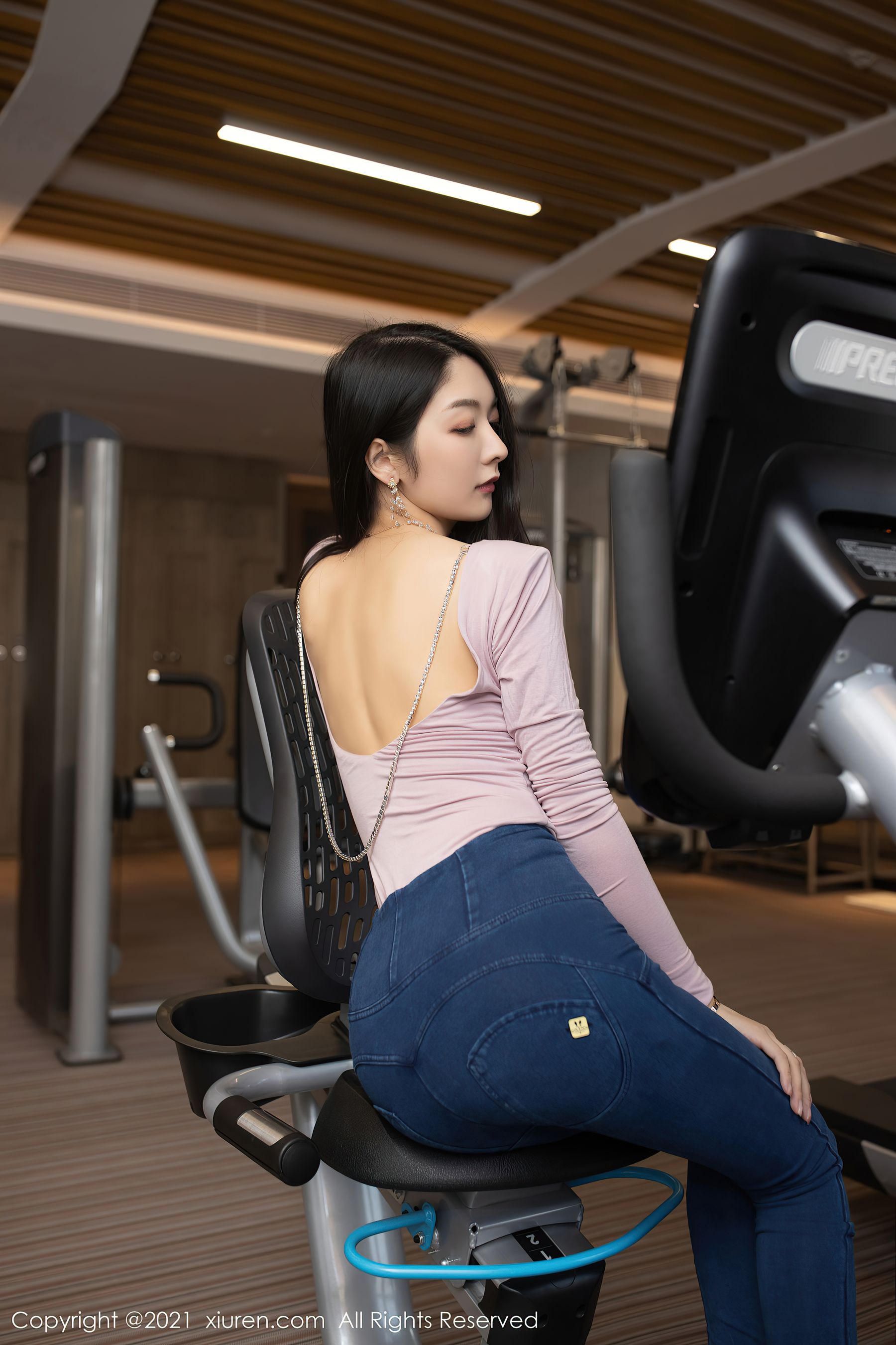 [秀人XIUREN] No.3227 Angela00_第2张