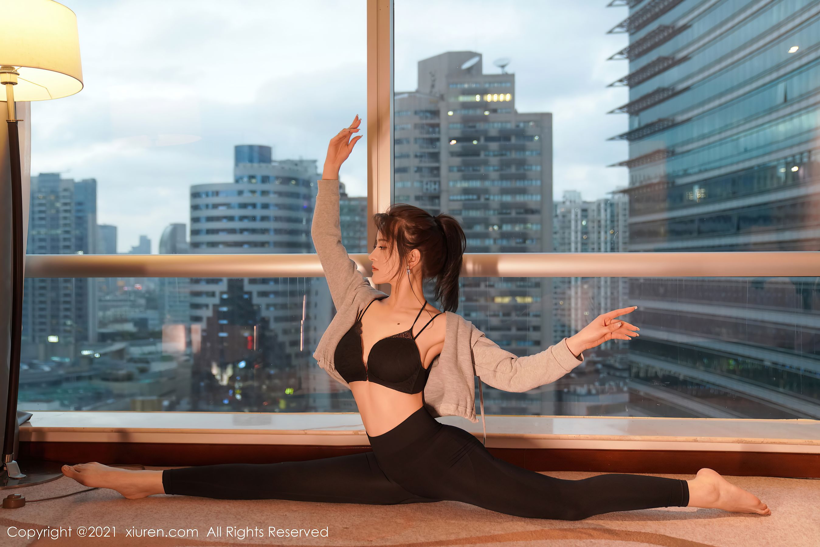 [秀人XiuRen] No.3516 璀灿_第2张