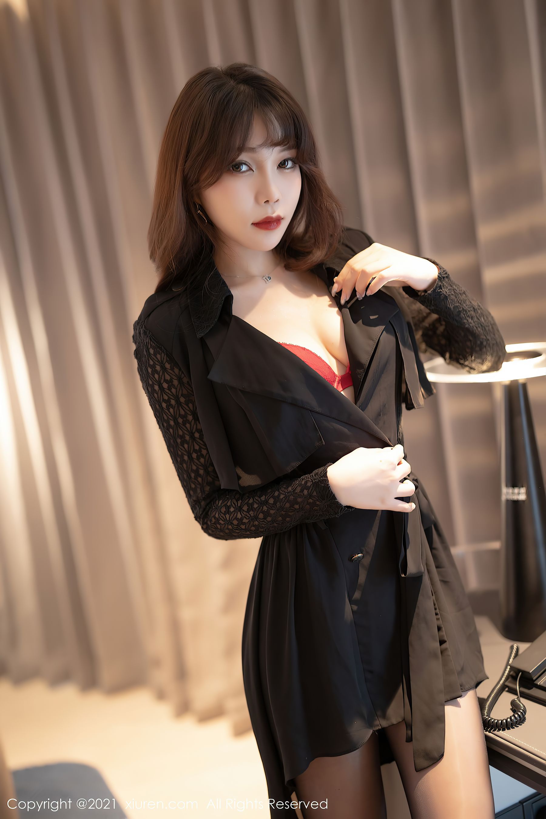 [秀人XIUREN] No.3595 芝芝Booty_第2张