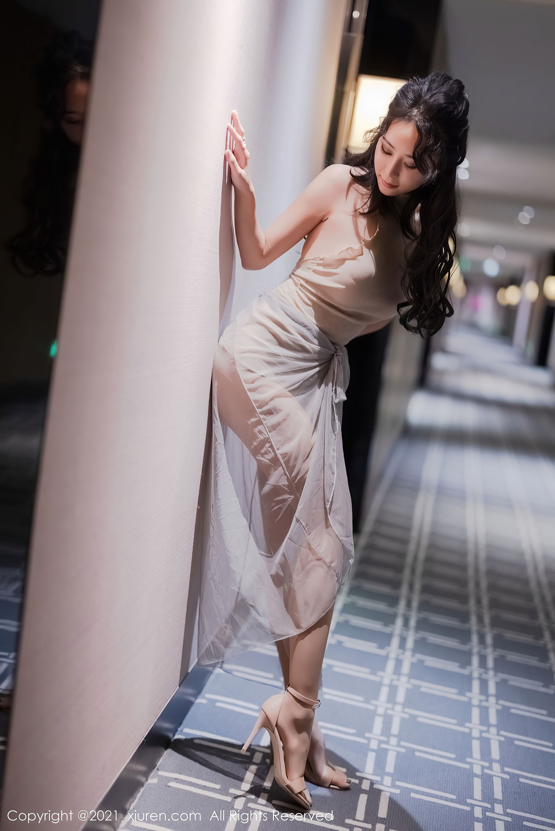 [秀人XIUREN] No.3614 蓝夏Akasha_第3张