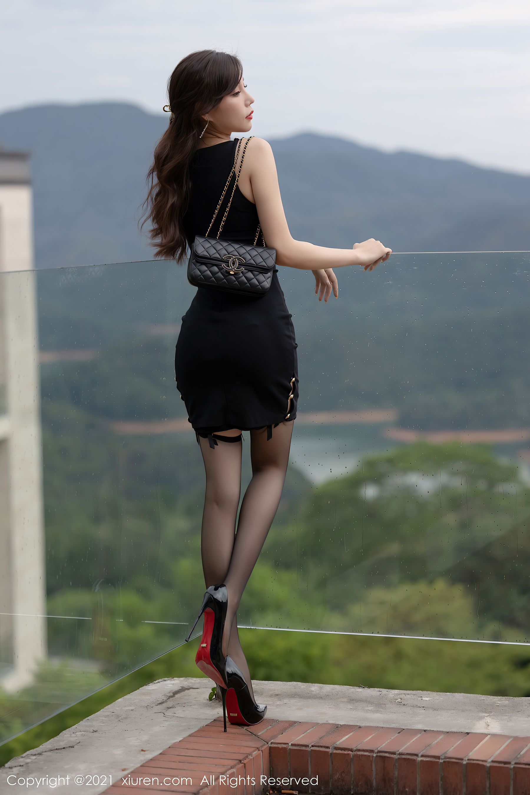 [秀人XiuRen] No.3893 芝芝Booty_第1张