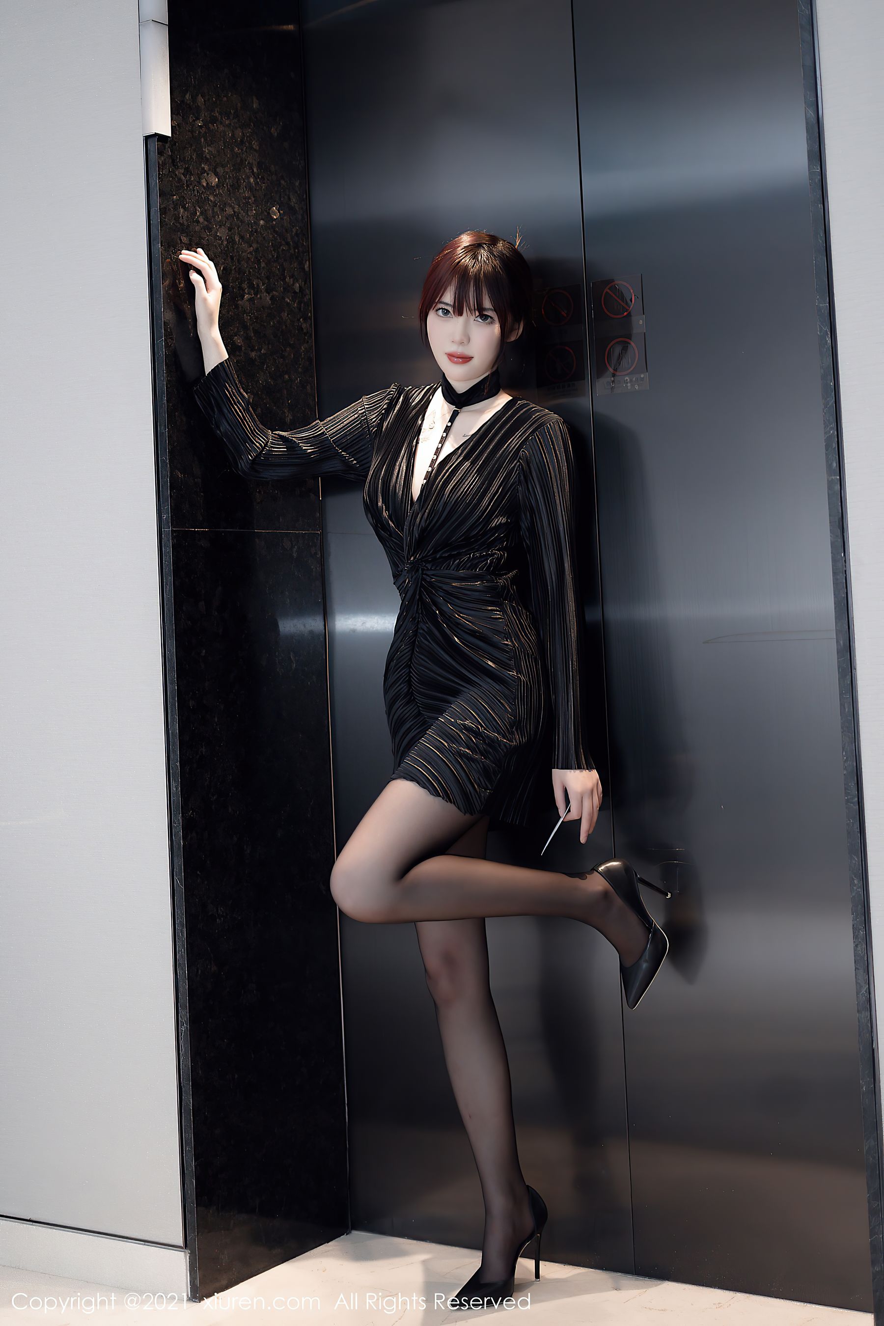 [秀人XiuRen] No.4080 Arude薇薇_第4张