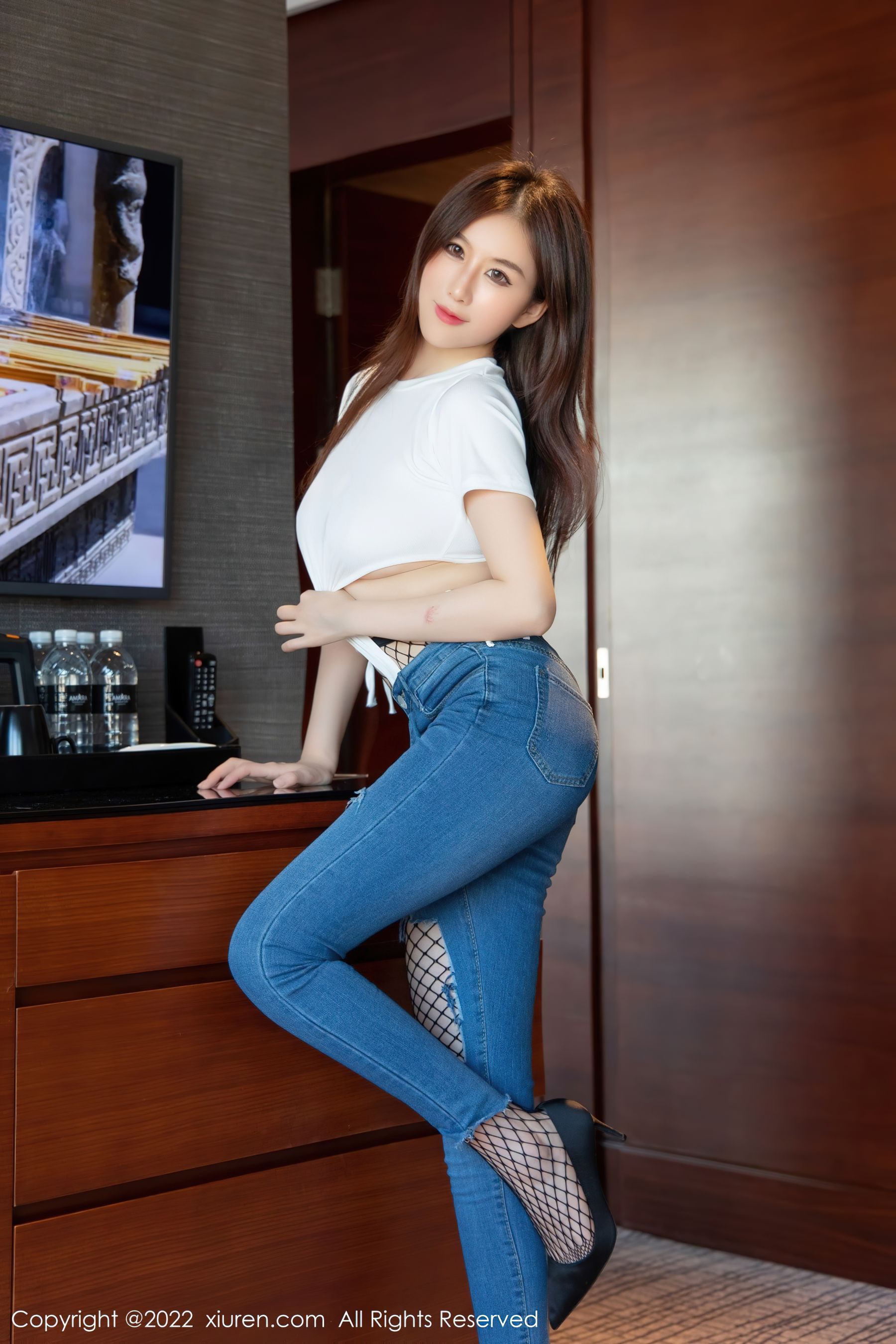 [秀人XiuRen] No.4481 月音瞳_第2张