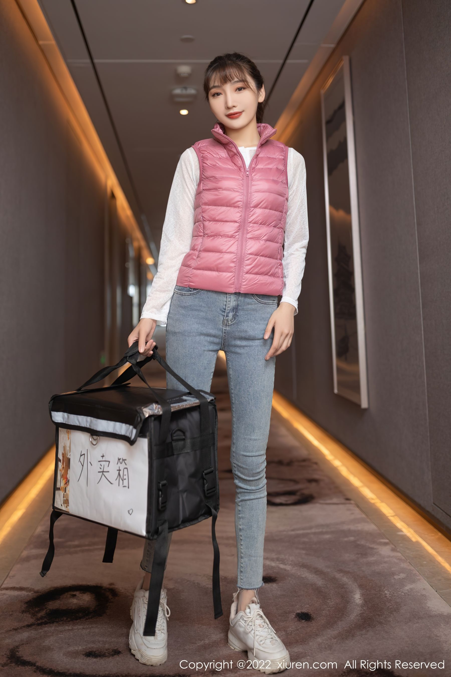 [秀人XiuRen] No.4493 陆萱萱_第1张