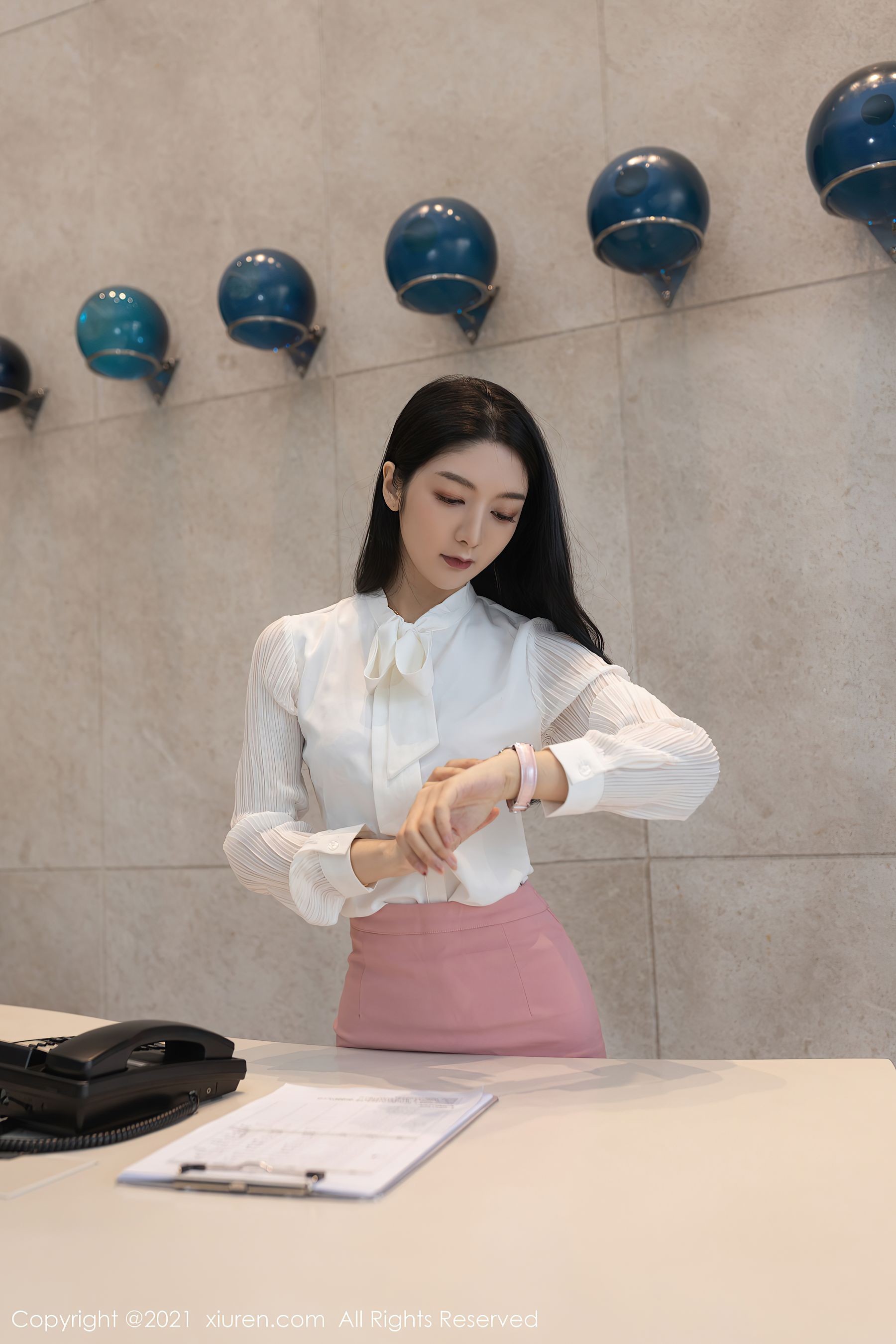 [秀人XiuRen] No.3966 Angela00_第3张