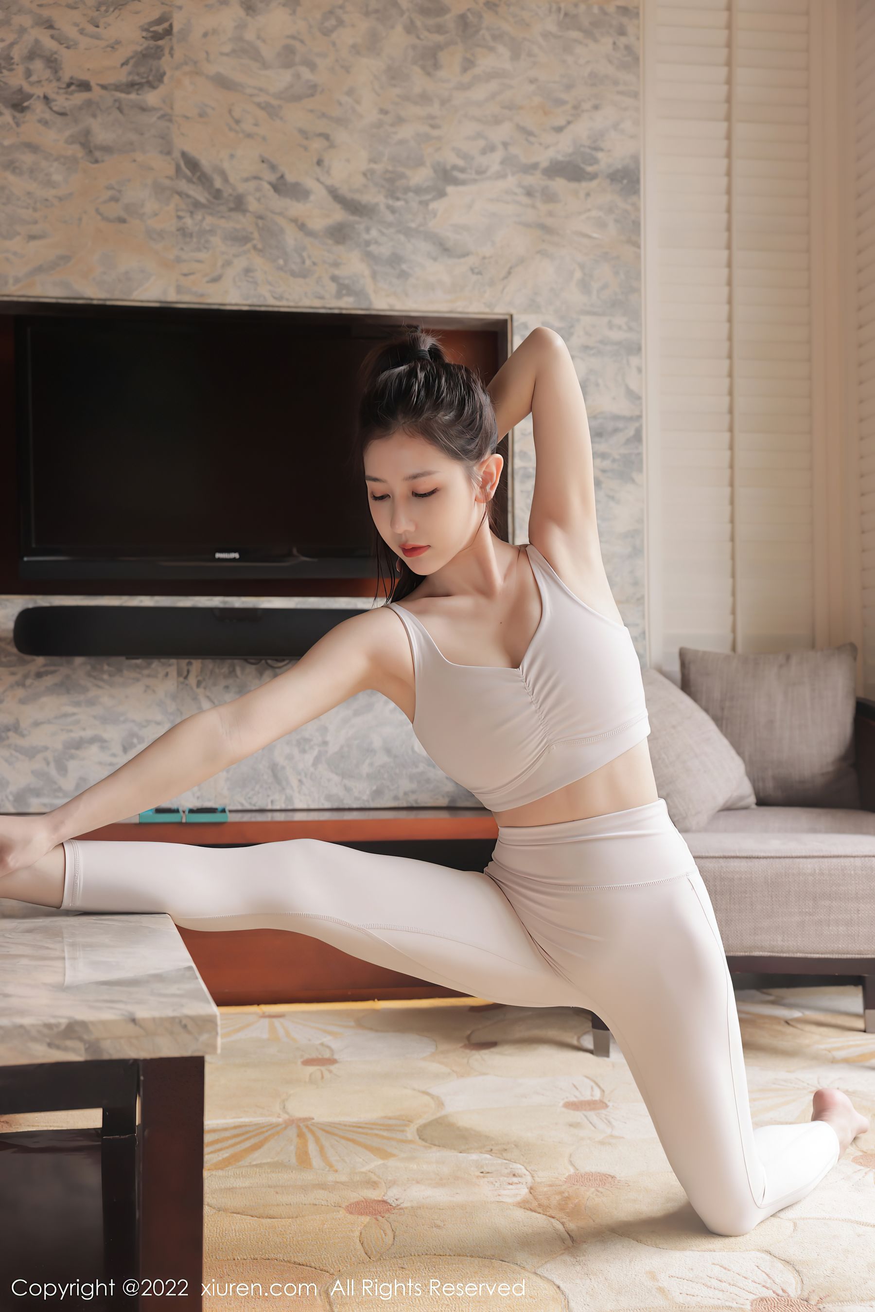 [秀人XiuRen] No.4698 尹甜甜_第2张