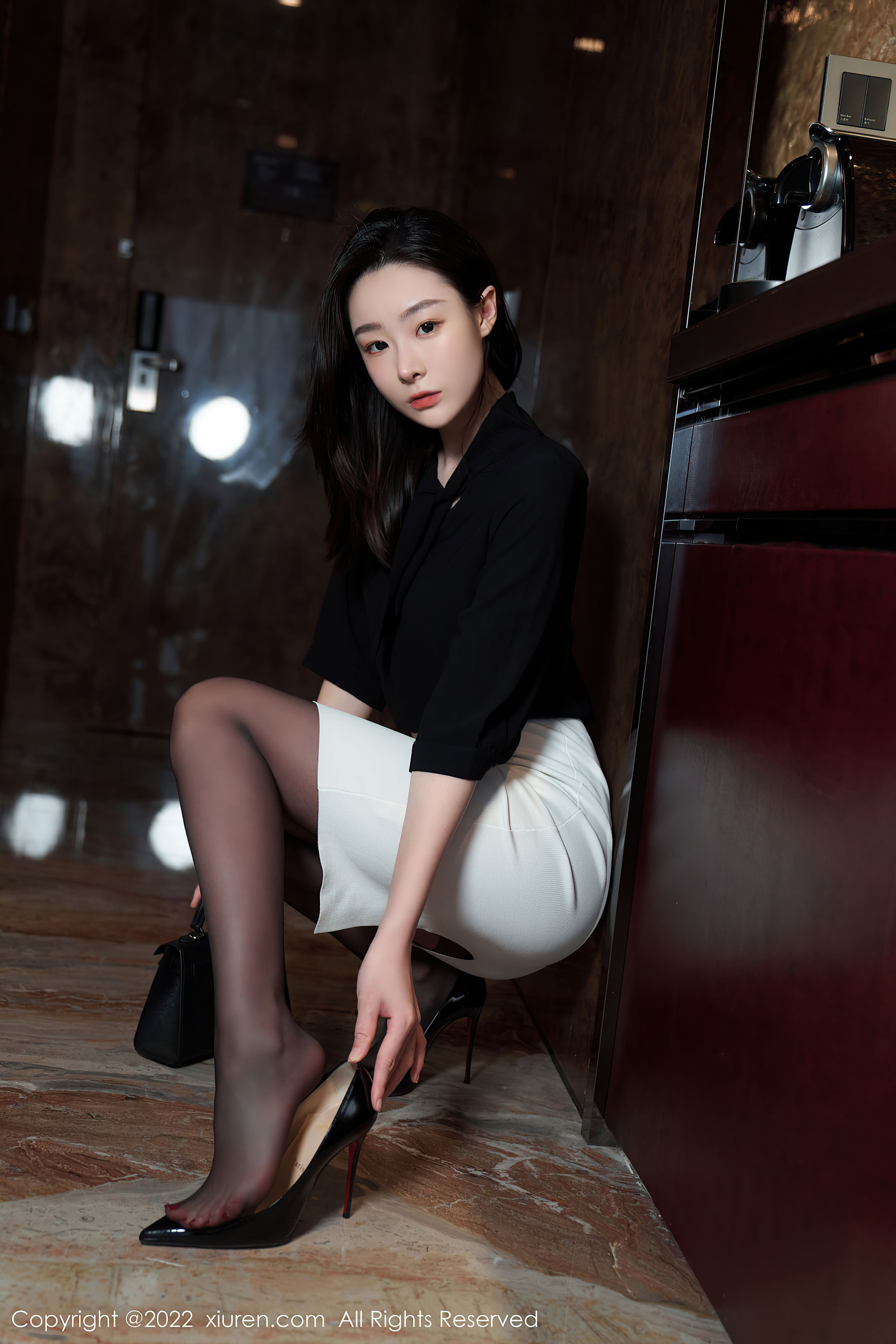 [秀人Xiuren] No.5312 是小逗逗_第1张