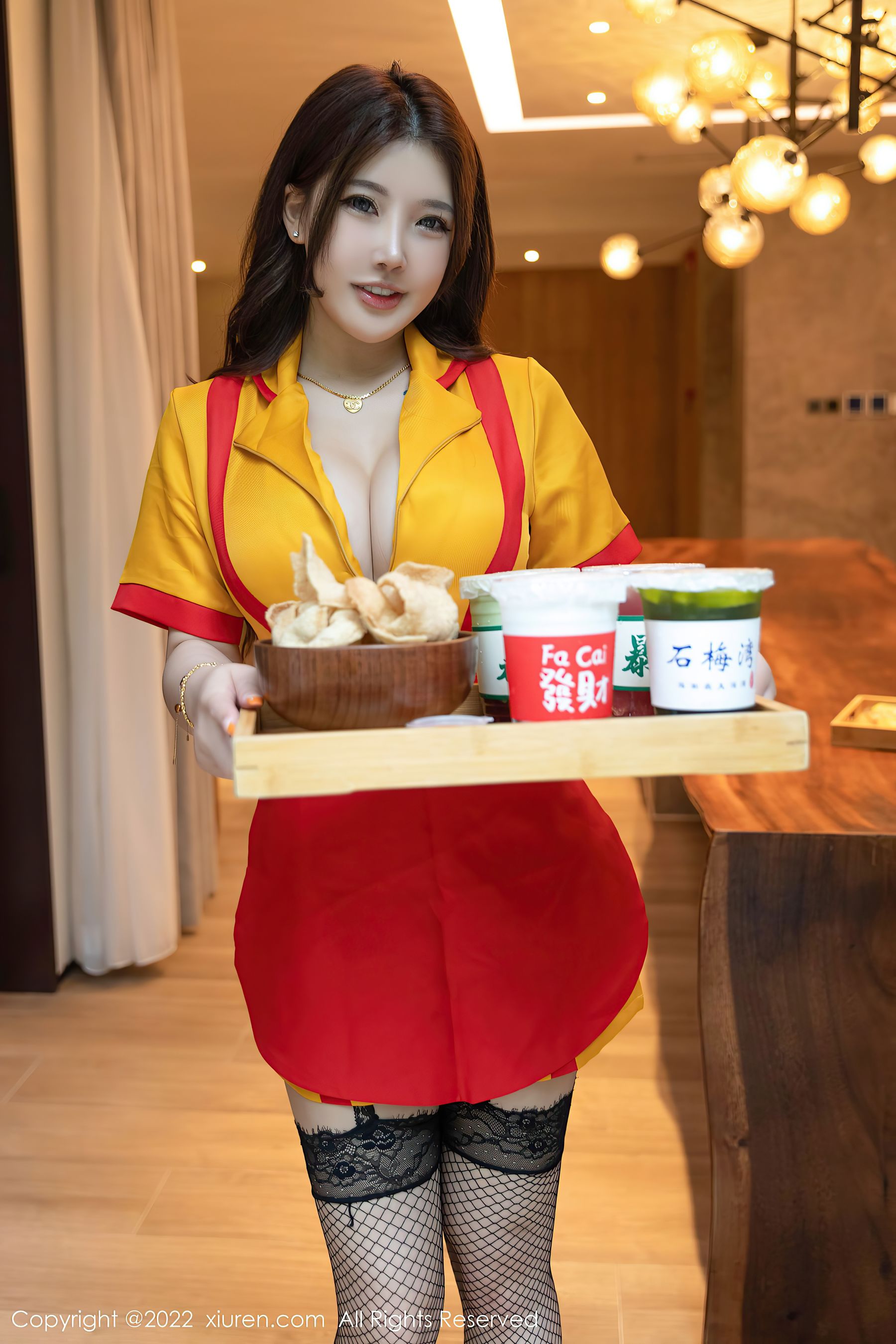 [秀人XiuRen] No.5509 小海臀Rena_第1张