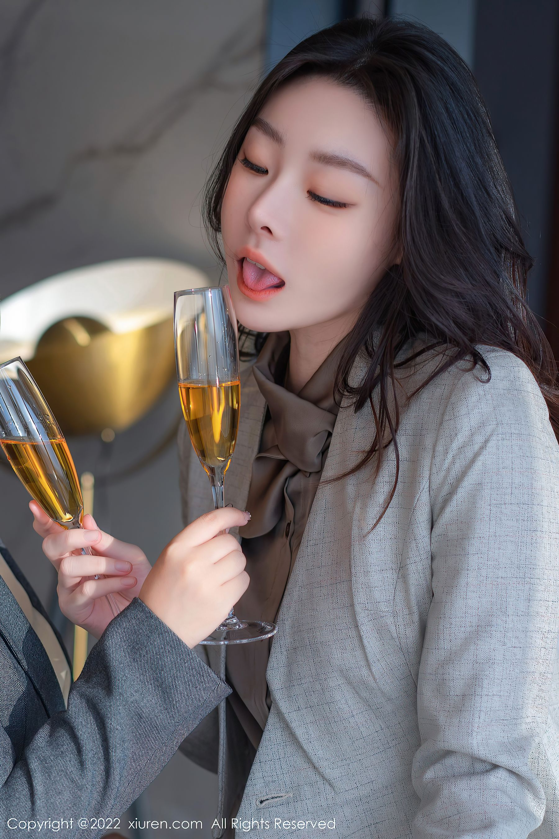 [秀人XiuRen] No.5524 @是小逗逗 和@张思允Nice_第4张