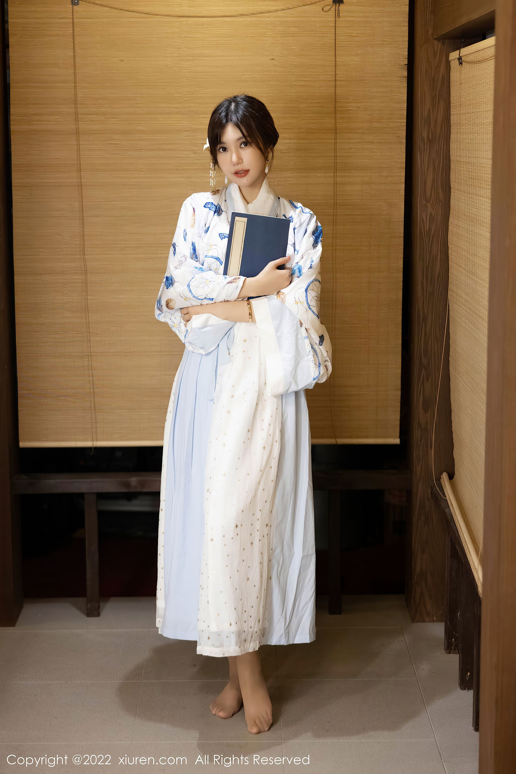 [秀人XiuRen] No.5569 绮里嘉ula_第2张