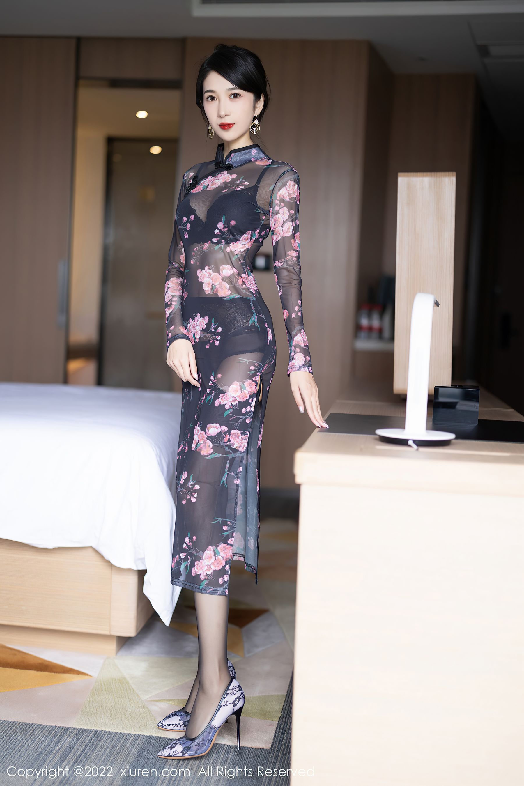 [秀人XiuRen] No.5585 林乐一_第1张