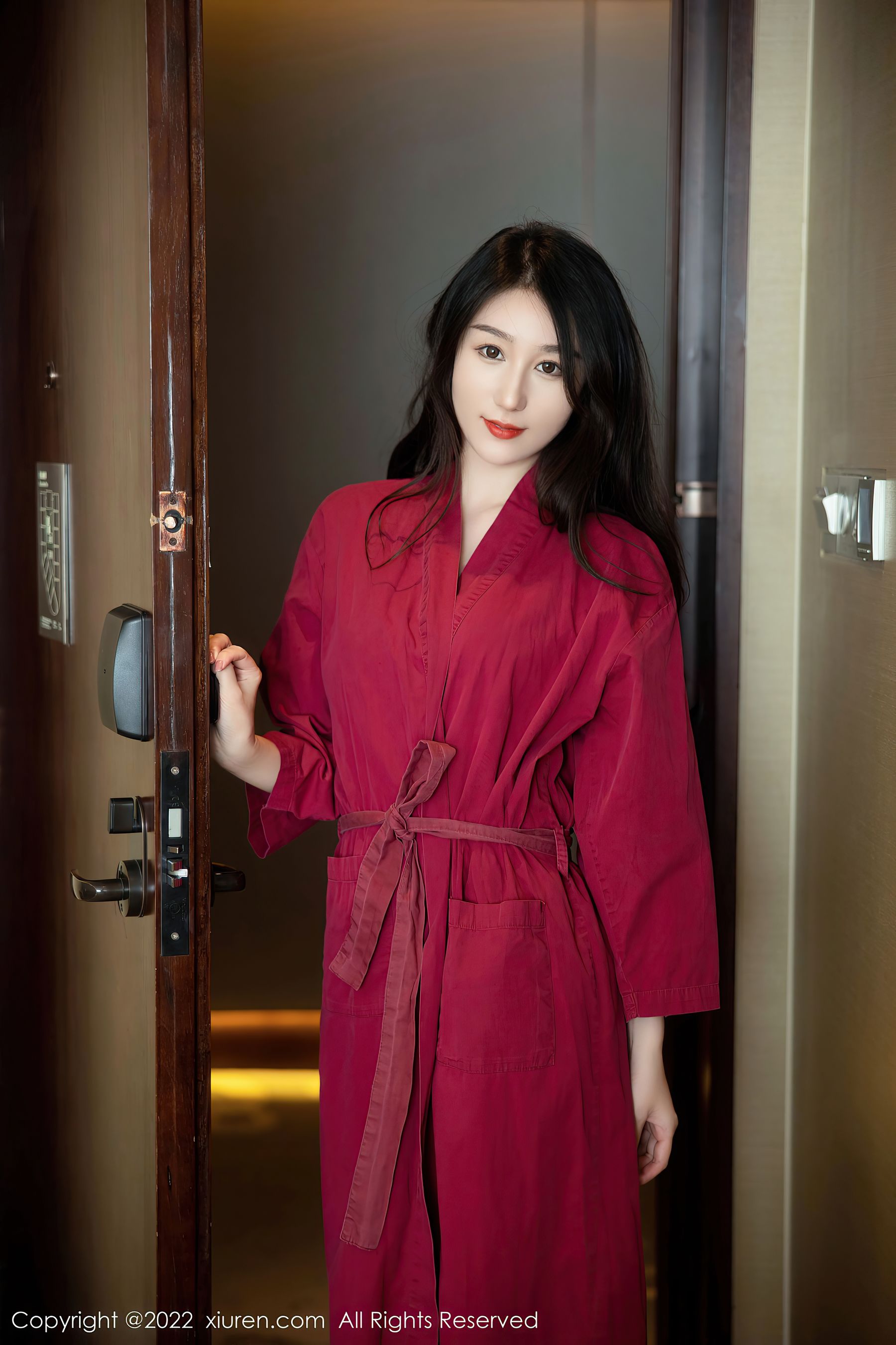 [秀人XiuRen] No.5624 薇薇酱_第1张