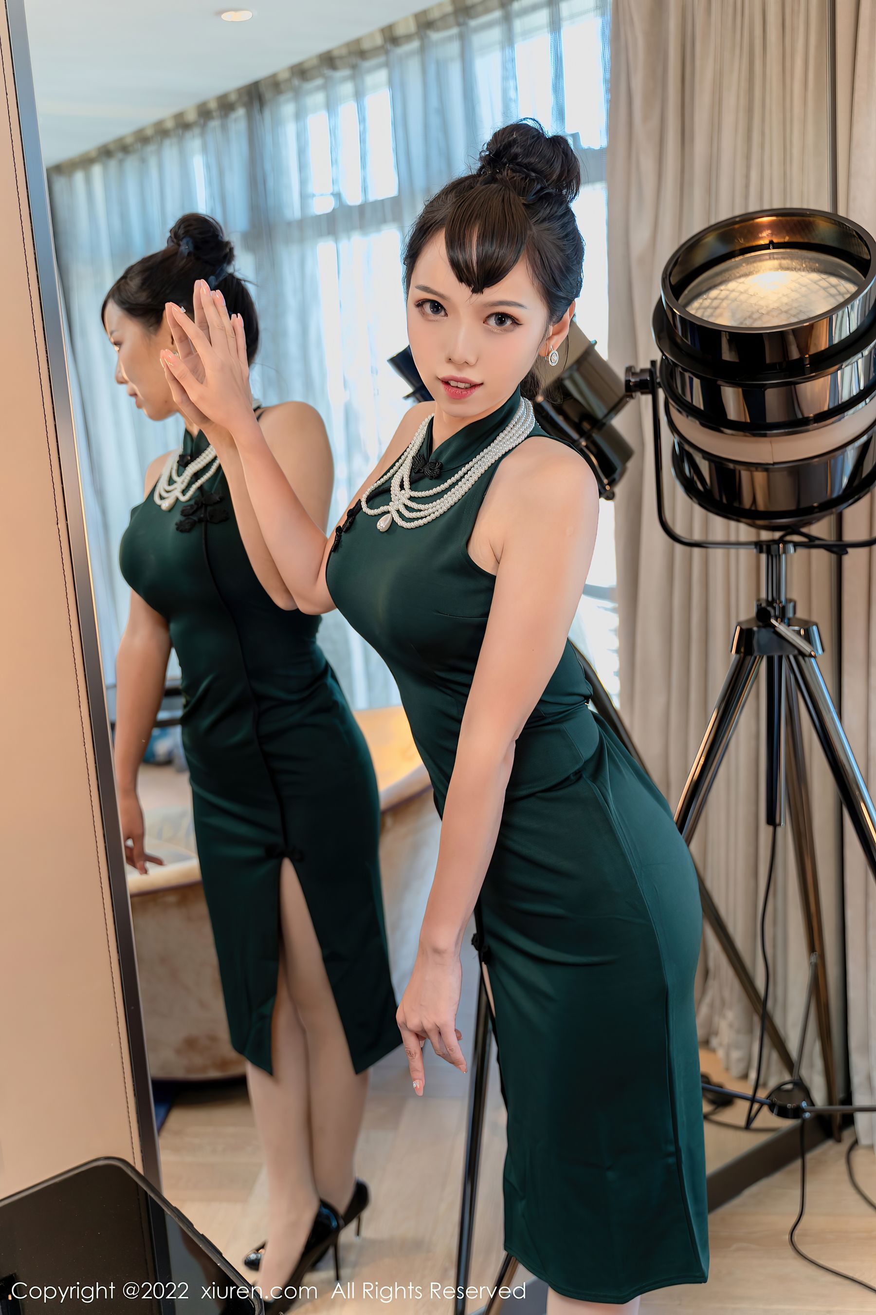 [秀人XiuRen] No.5646 大美妞儿_第2张