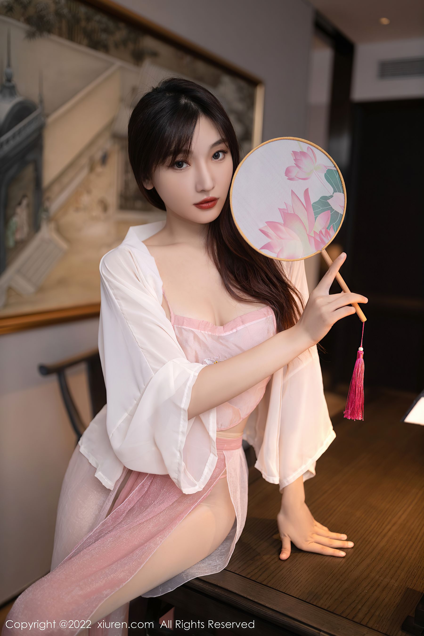 [秀人XiuRen] No.5666 陆萱萱_第2张