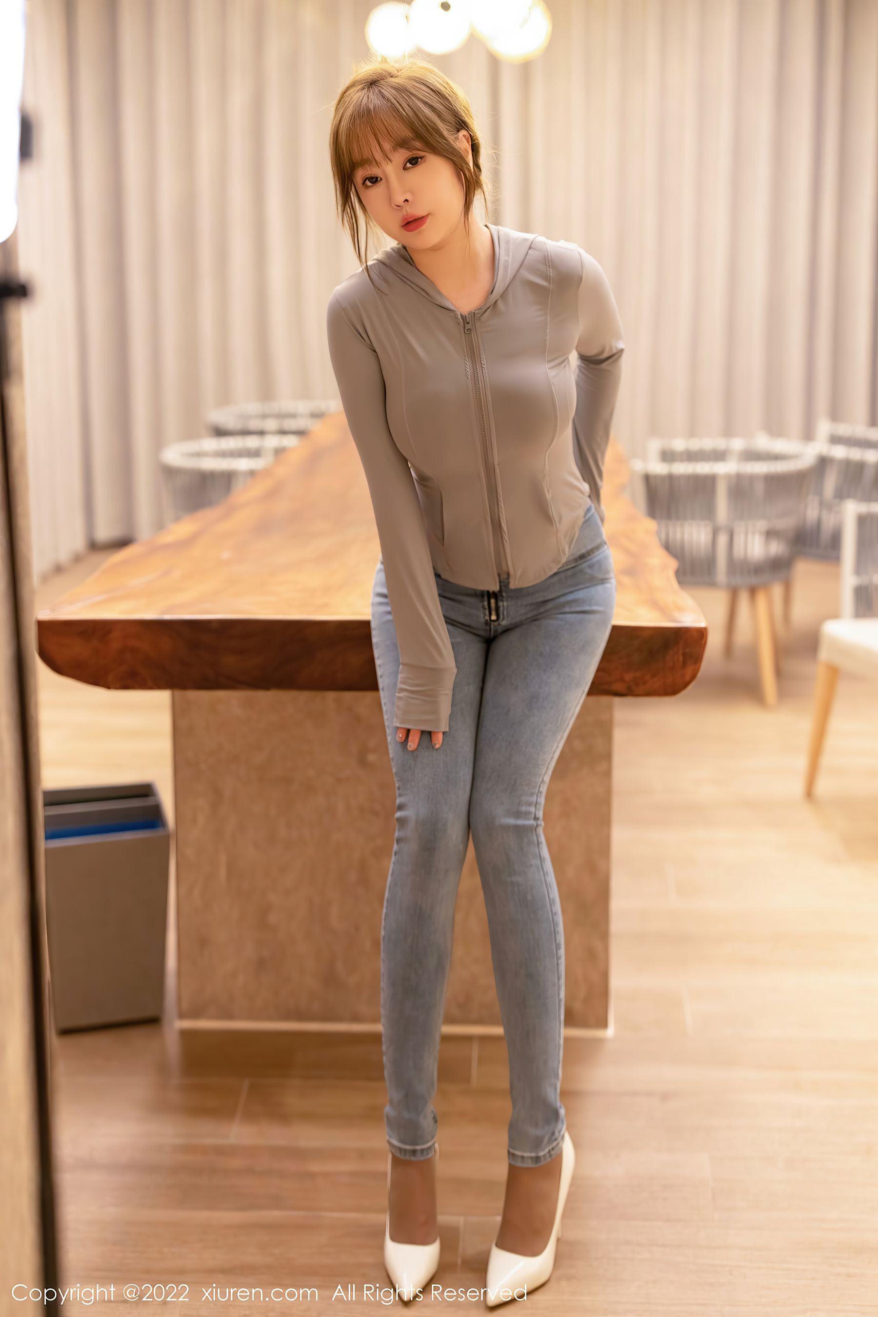 [秀人XiuRen] No.5672 王雨纯_第2张